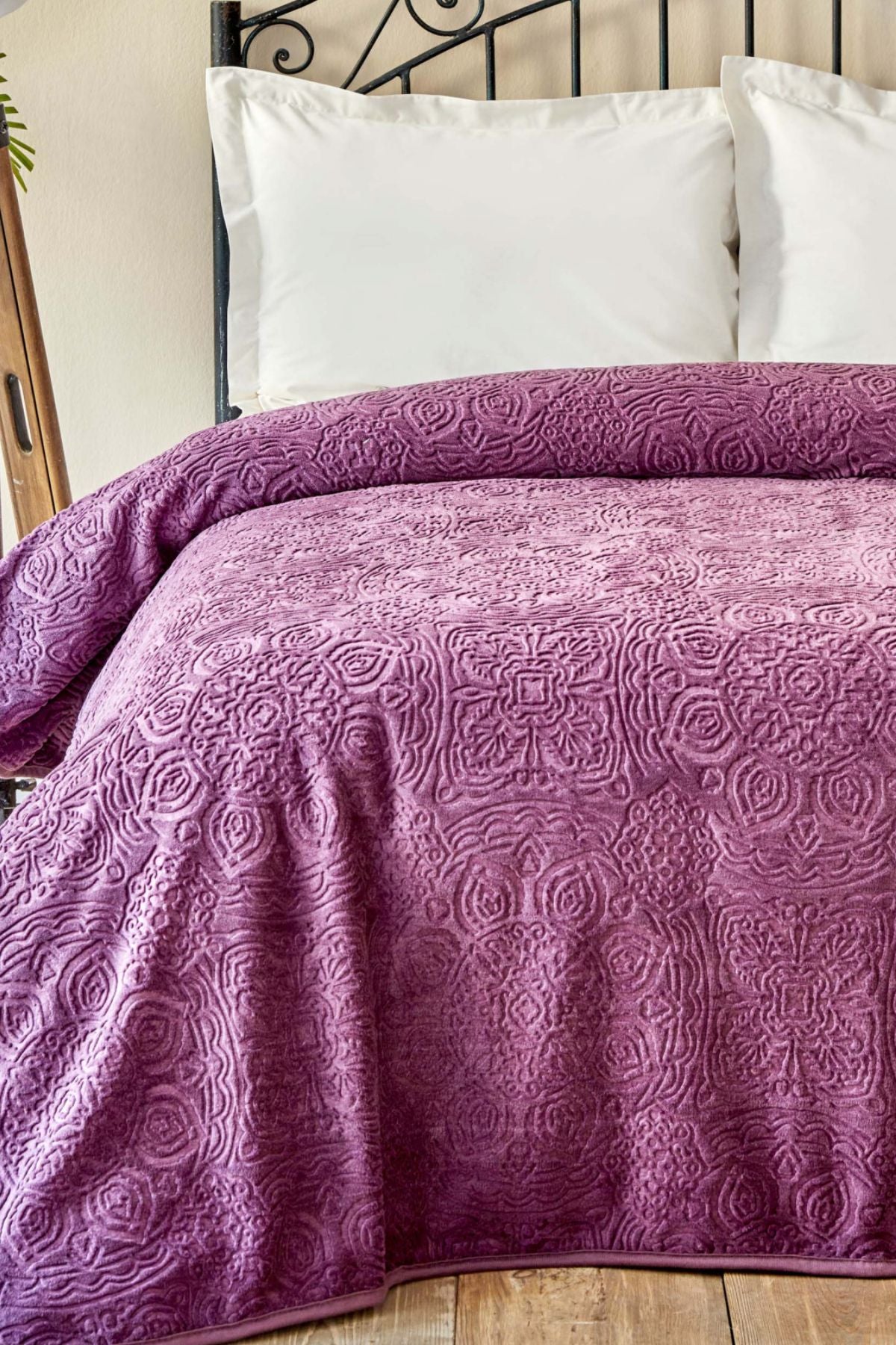 Karaca Home Scala Mürdüm Double Embossed Blanket 1