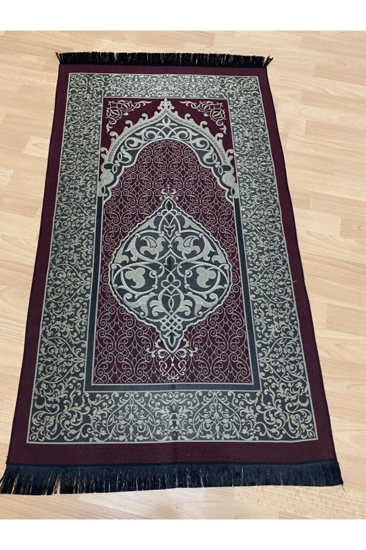 AYHANHOME Patterned Fringed Gift Tafta Burgundy Prayer Rug 1