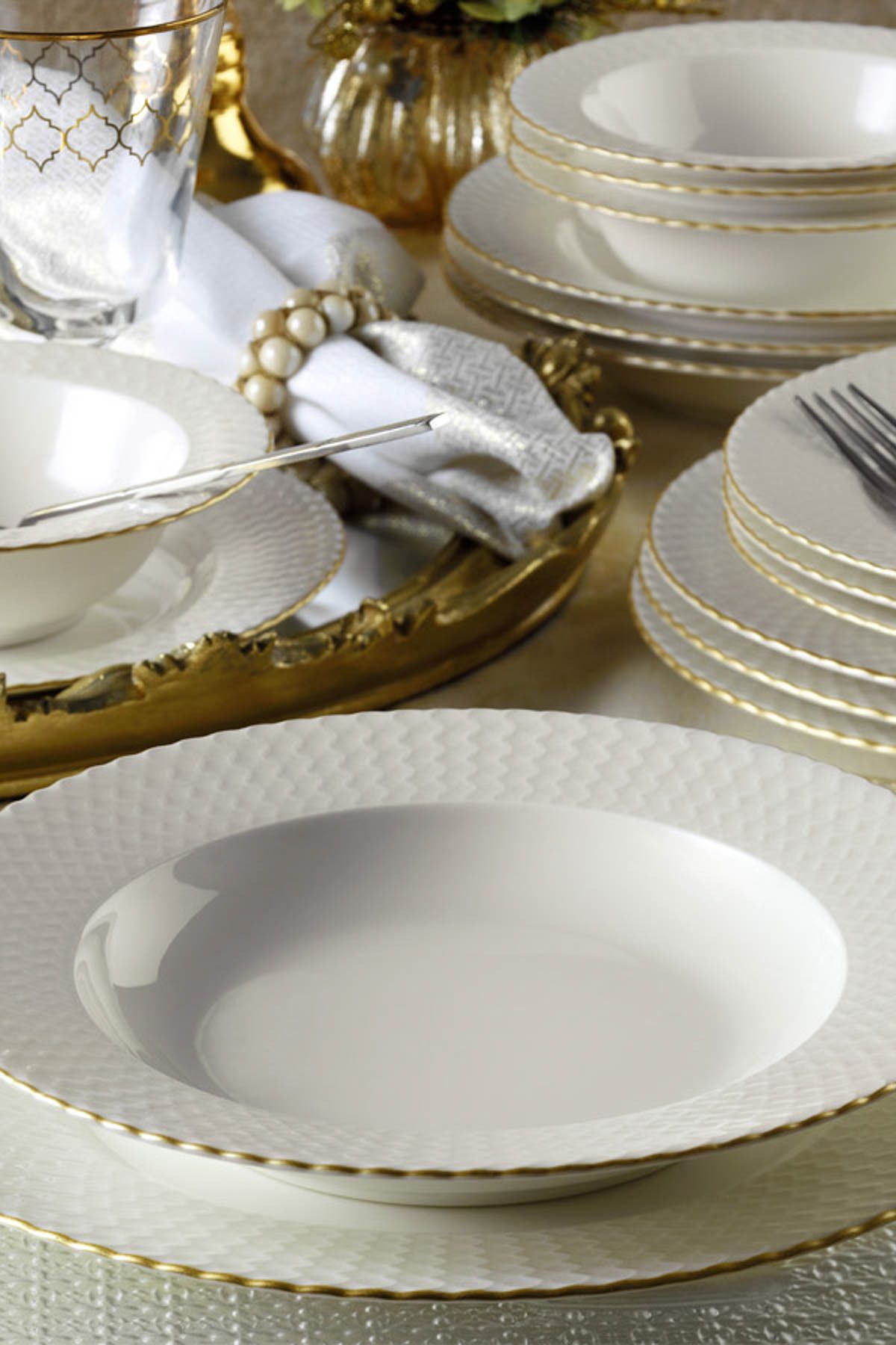 Kütahya Porselen Bone Iron 24 Piece Dinner Set with Matte Gold File Bnırn24y2520 2