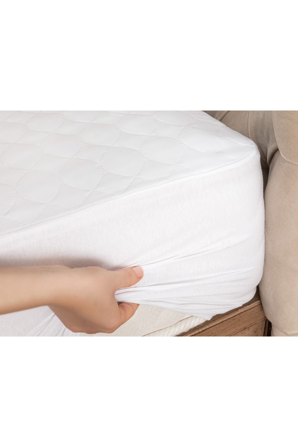 Madame Coco Quilted Fitted Double Mattress Protector - White 2