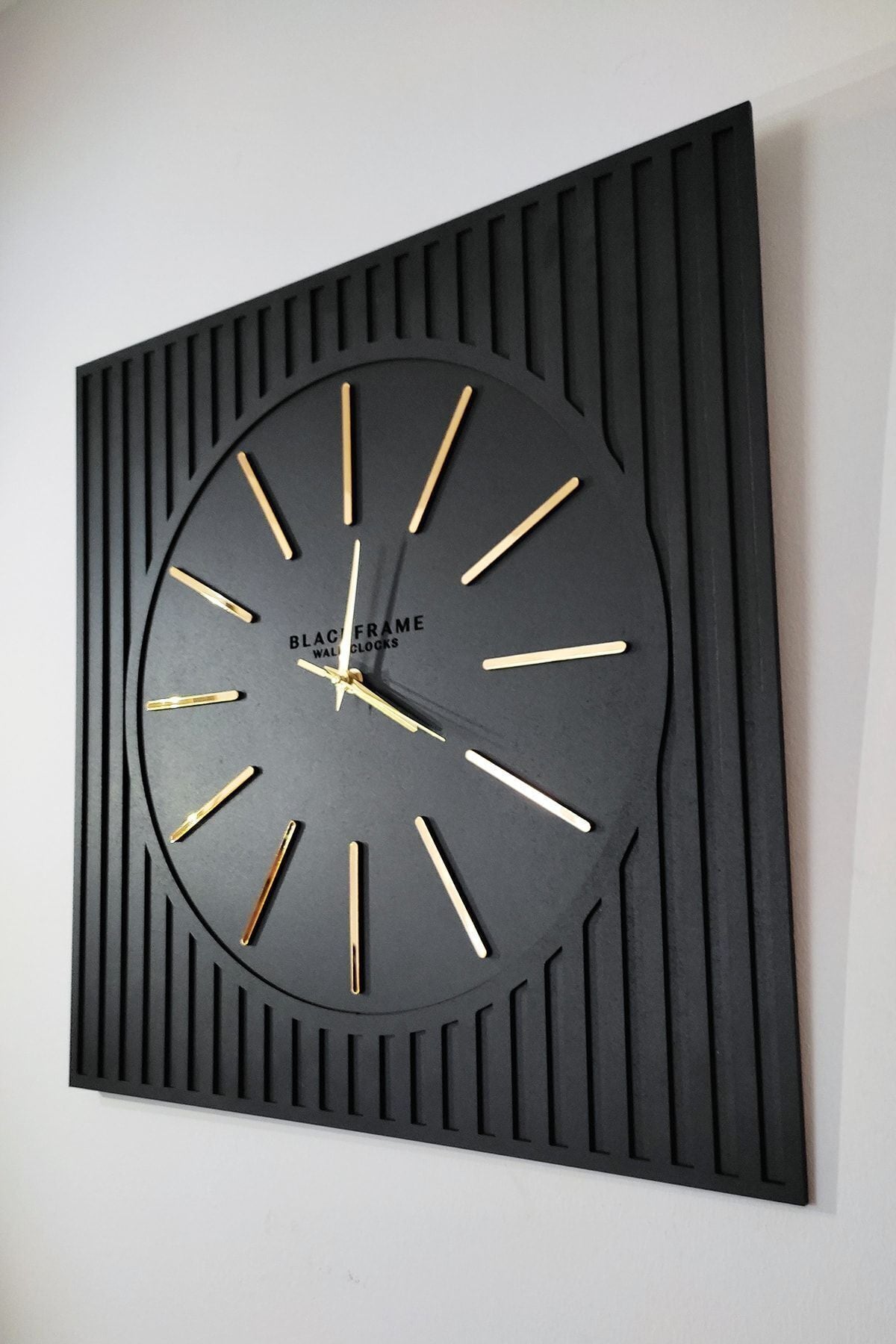 Blackframe Lines Effects Series Special Design Wall Clock - Black & Gold - 48x48cm 1