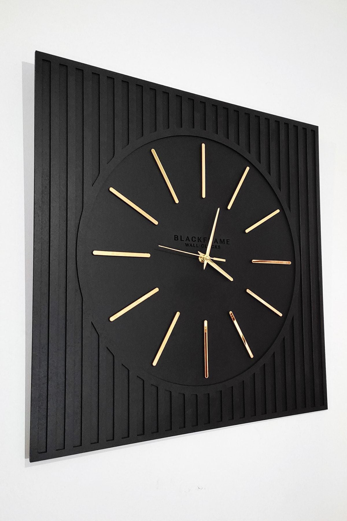 Blackframe Lines Effects Series Special Design Wall Clock - Black & Gold - 48x48cm 3