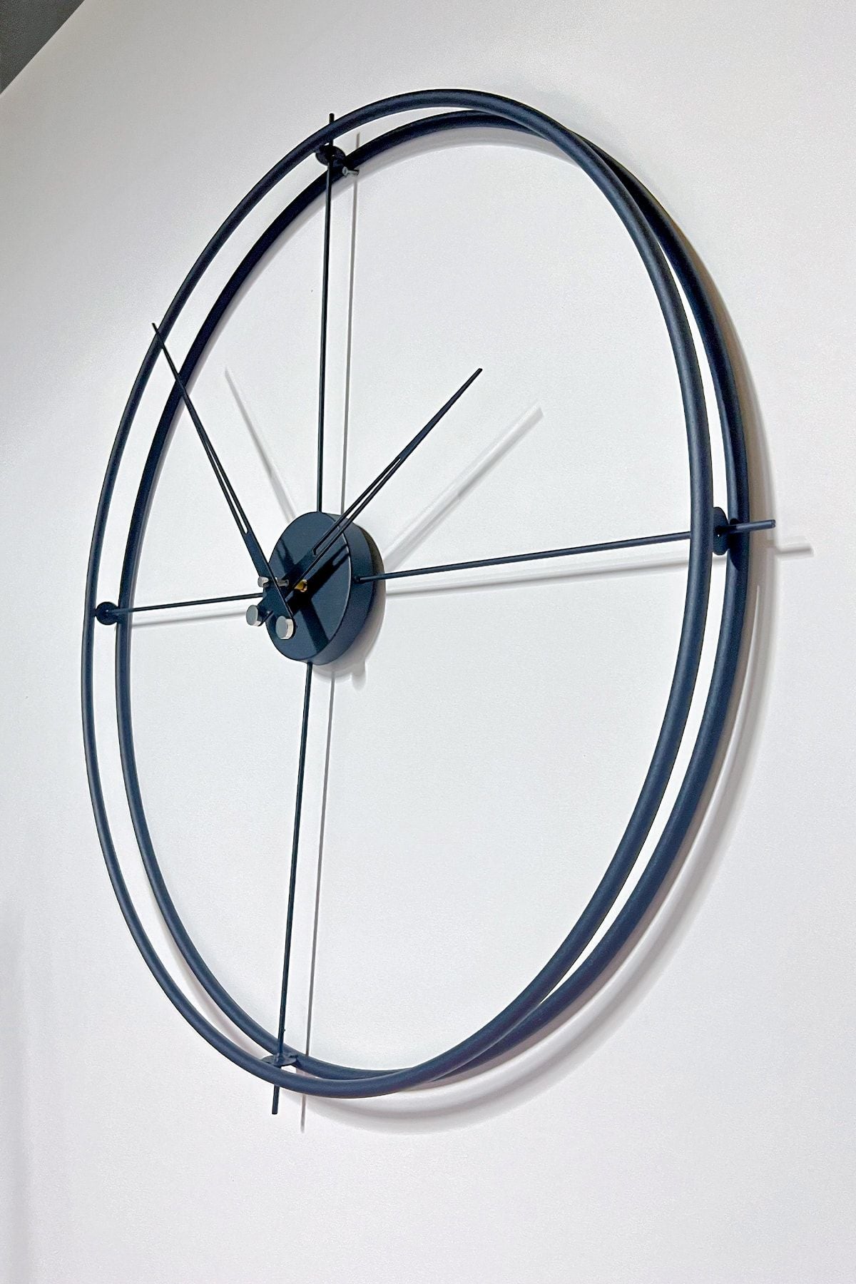 AGA KONSEPT Scandinavian XXL 90 Cm Black, Spanish And Scandinavian Style Wrought Iron Metal Minimalist Wall Clock 1