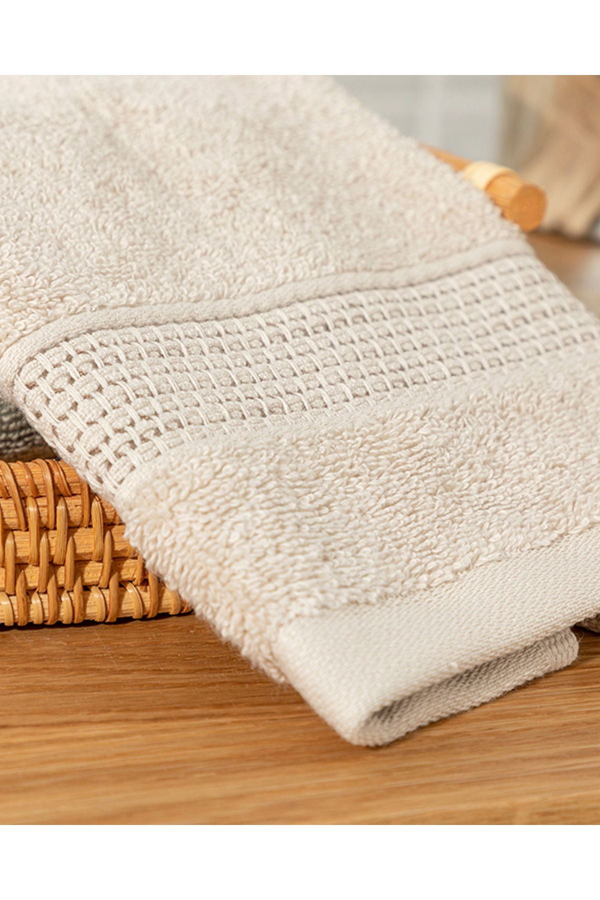 English Home Deluxe Cotton Low Twist Hand Towel Beige 2