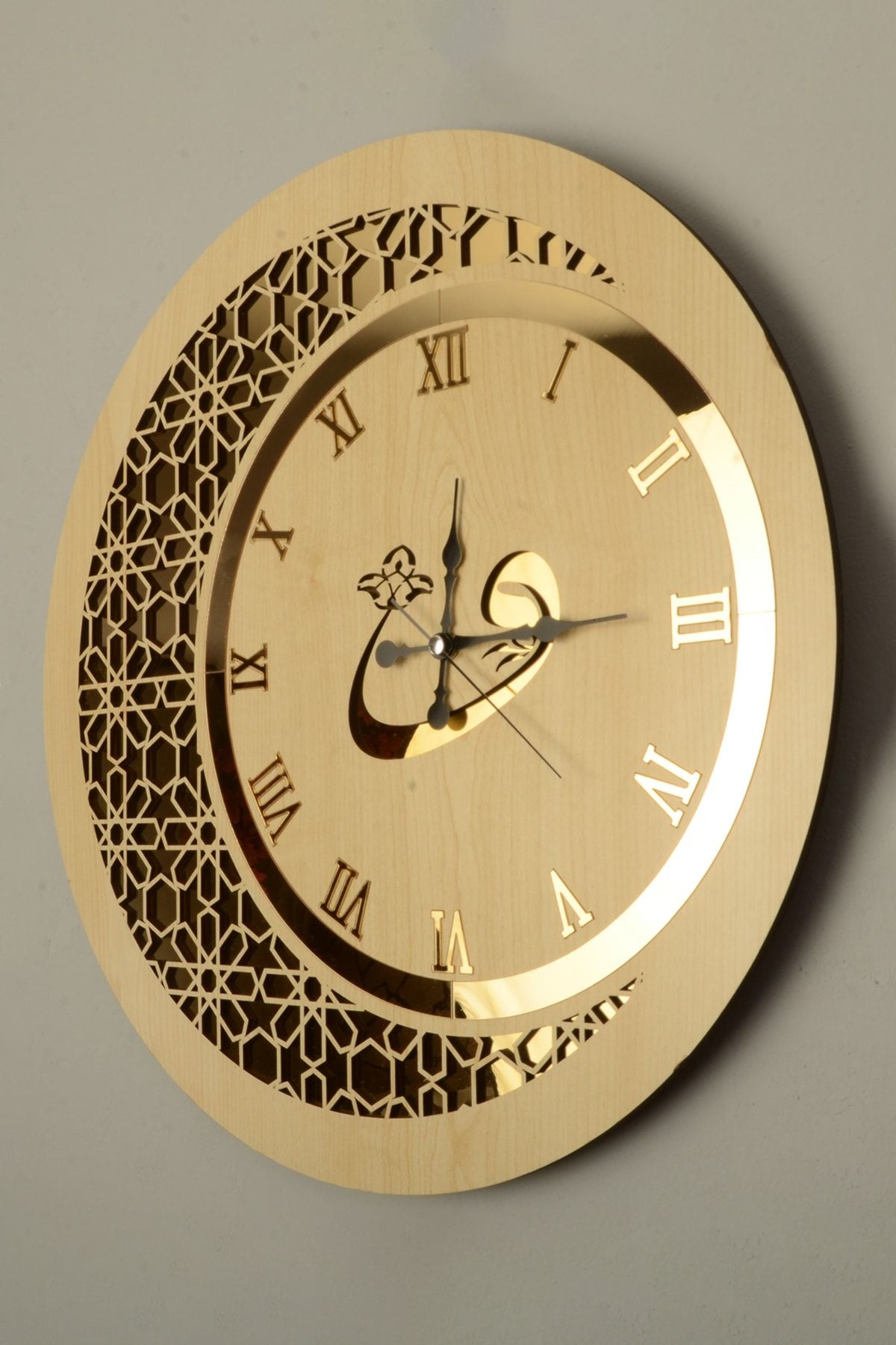 Pey Aksesuar Wooden And Mirrored Vav Motif Wall Clock 3