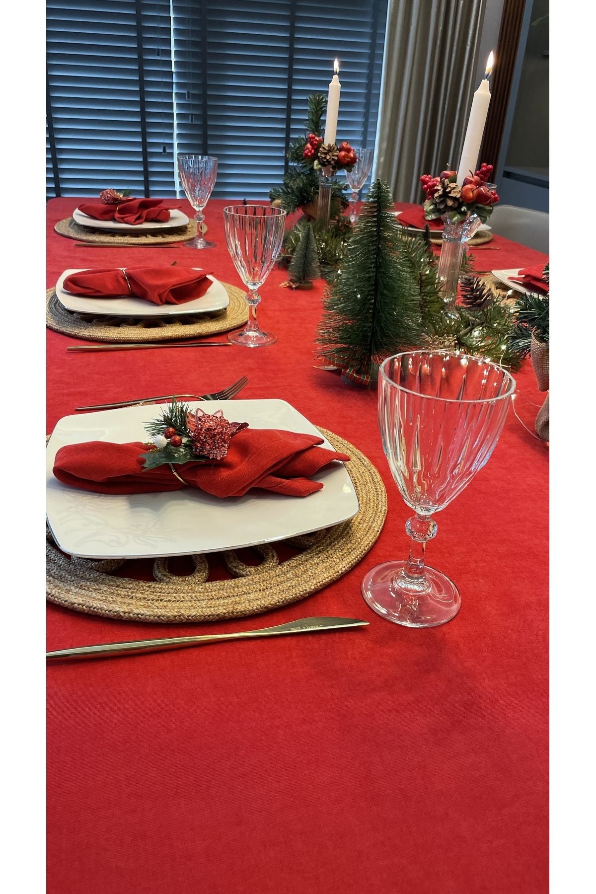 Decamor Home Velvet Textured Red Tablecloth Christmas Table 5