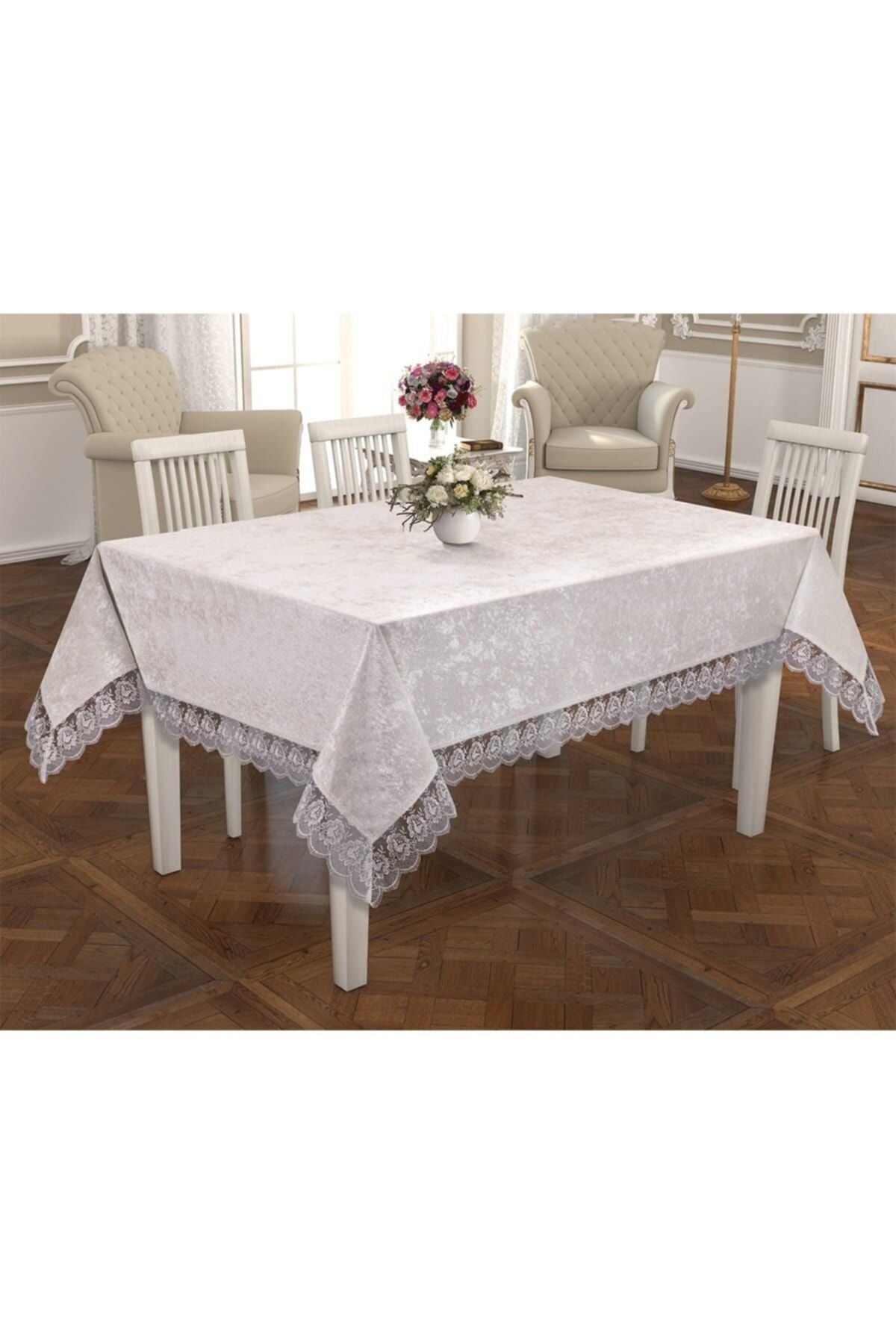 Laura Casa Luxury Velvet Tablecloth 3