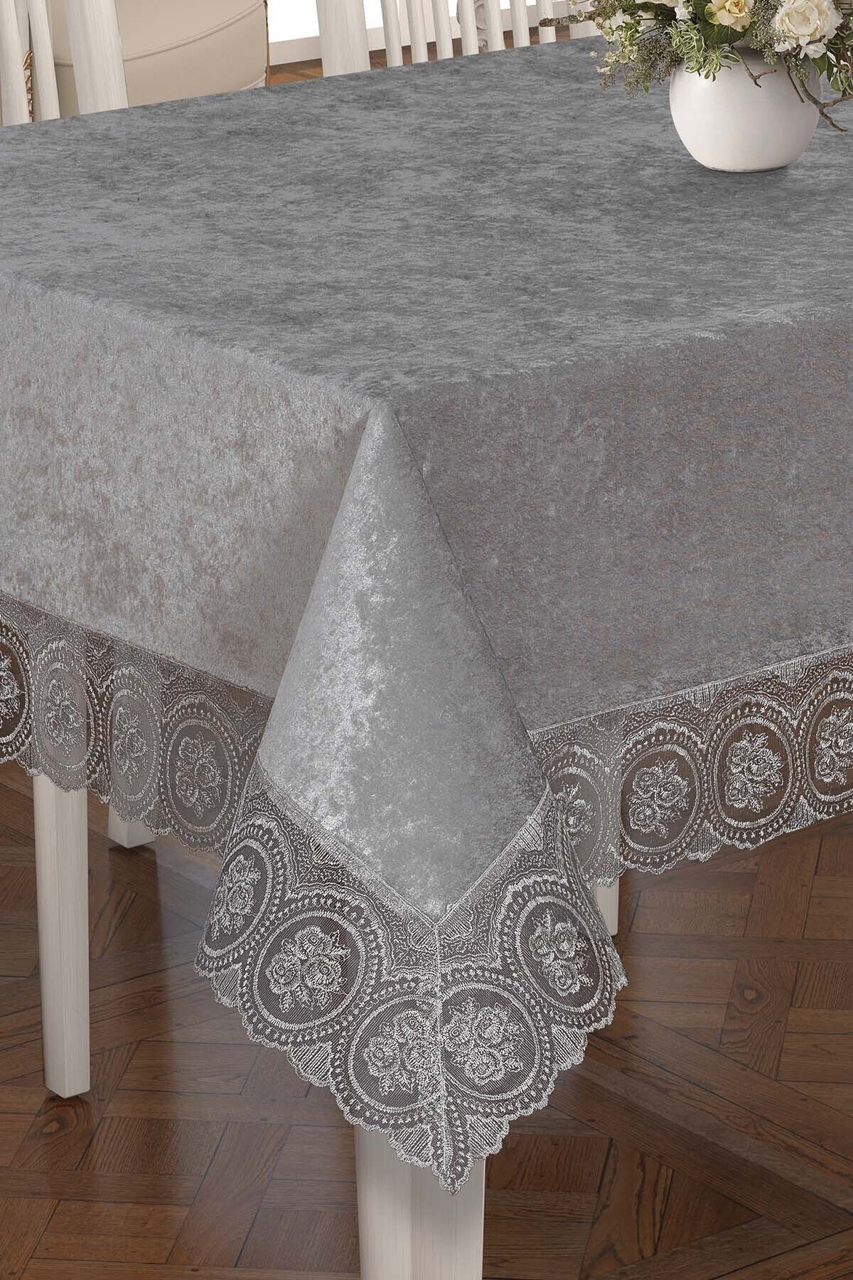 Laura Casa Luxury Velvet Tablecloth 2