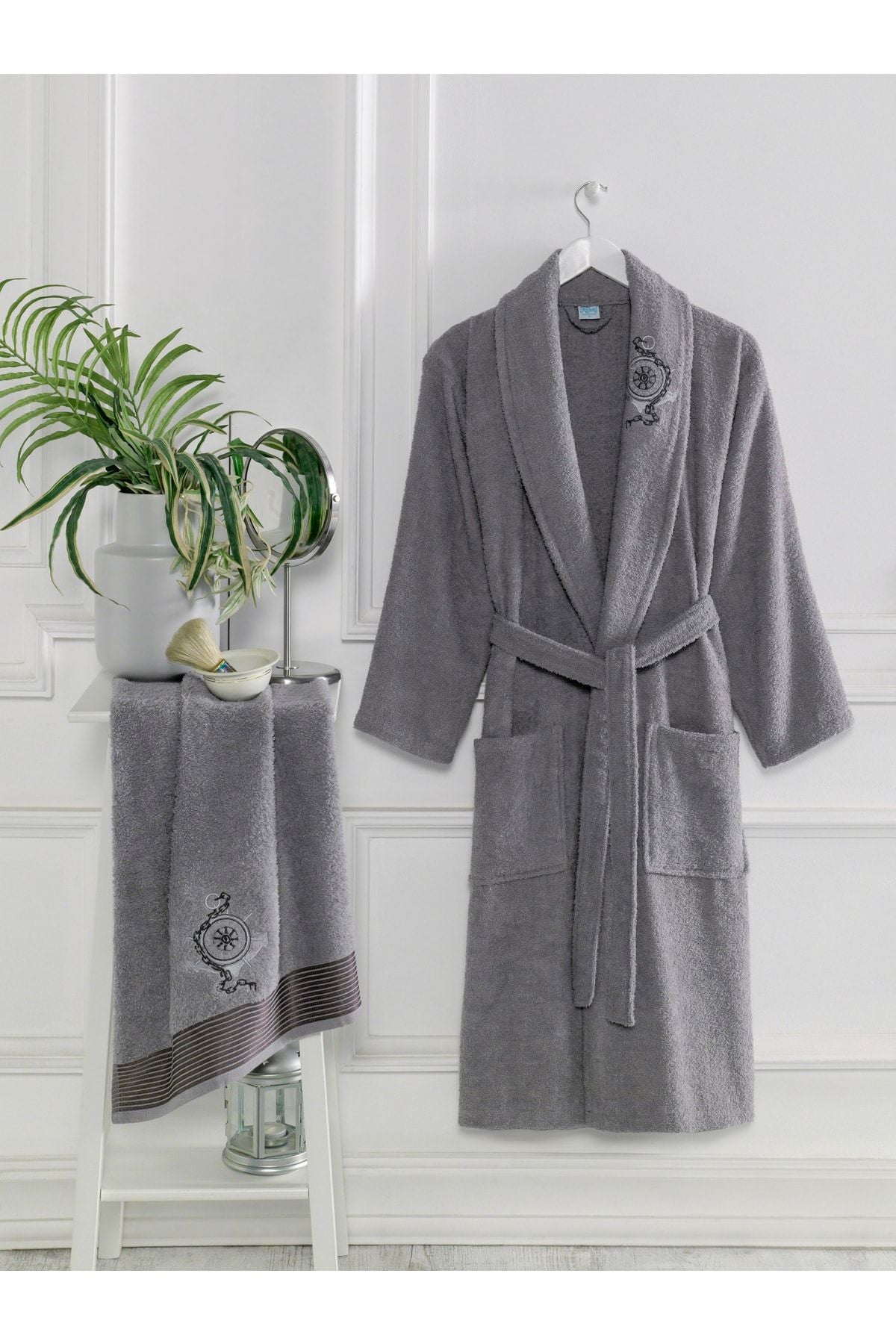 B2B Plus Embroidered Cotton 2-Piece Bathrobe Set | Gray 1