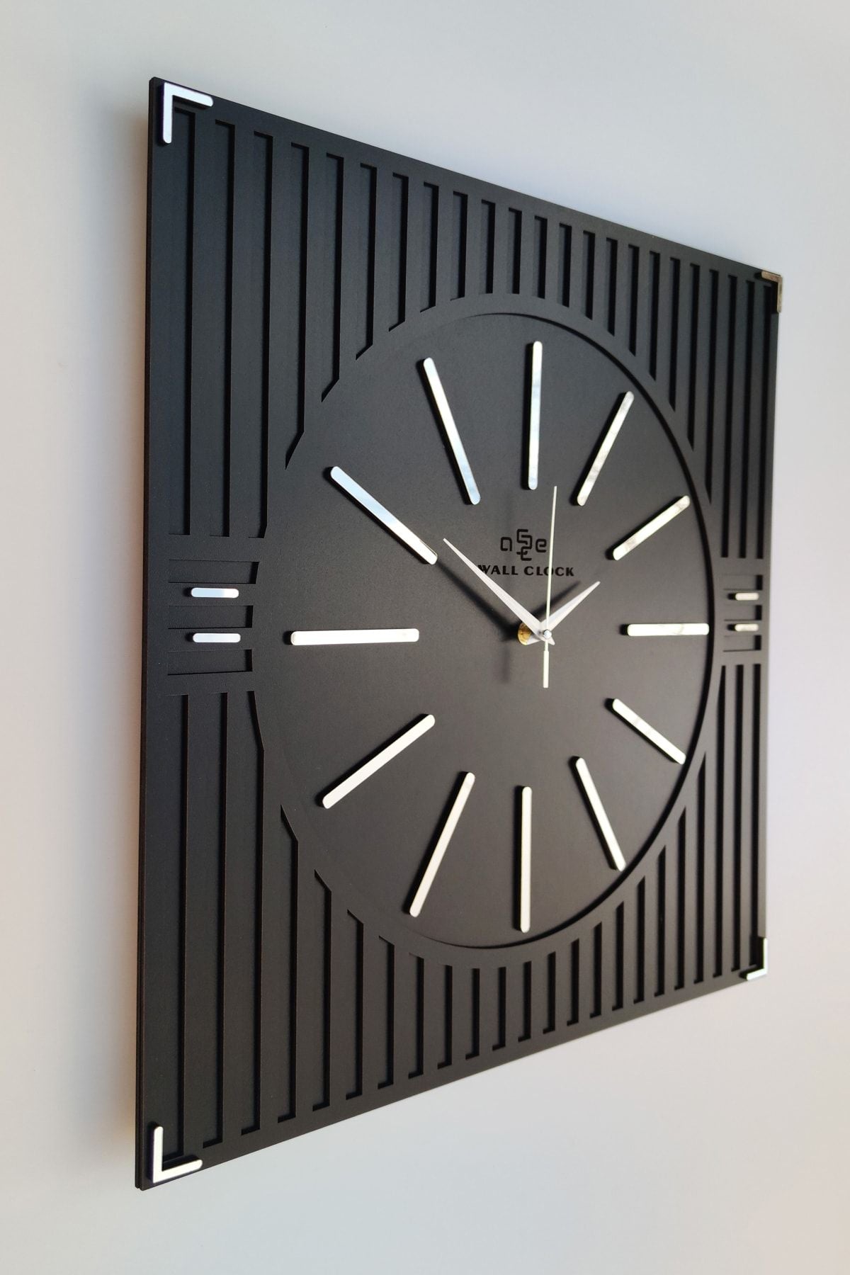 aSSe Tasarım Special Luxury Striped Pattern Mirror Plexiglass Decorative Black & Silver Square Wall Clock 50x50cm 1