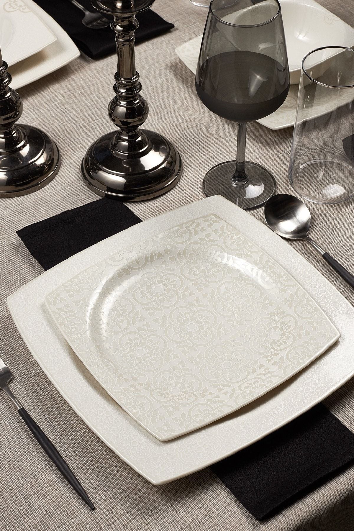 Karaca Royal Lace 24 Piece 6 Person Porcelain Dinner Set 3