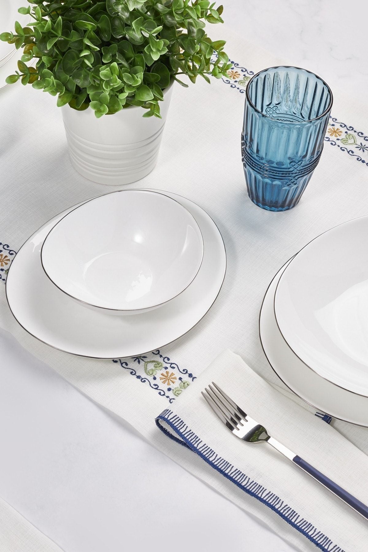 Karaca Pure 24 Piece Dinner Set for 6 People 3