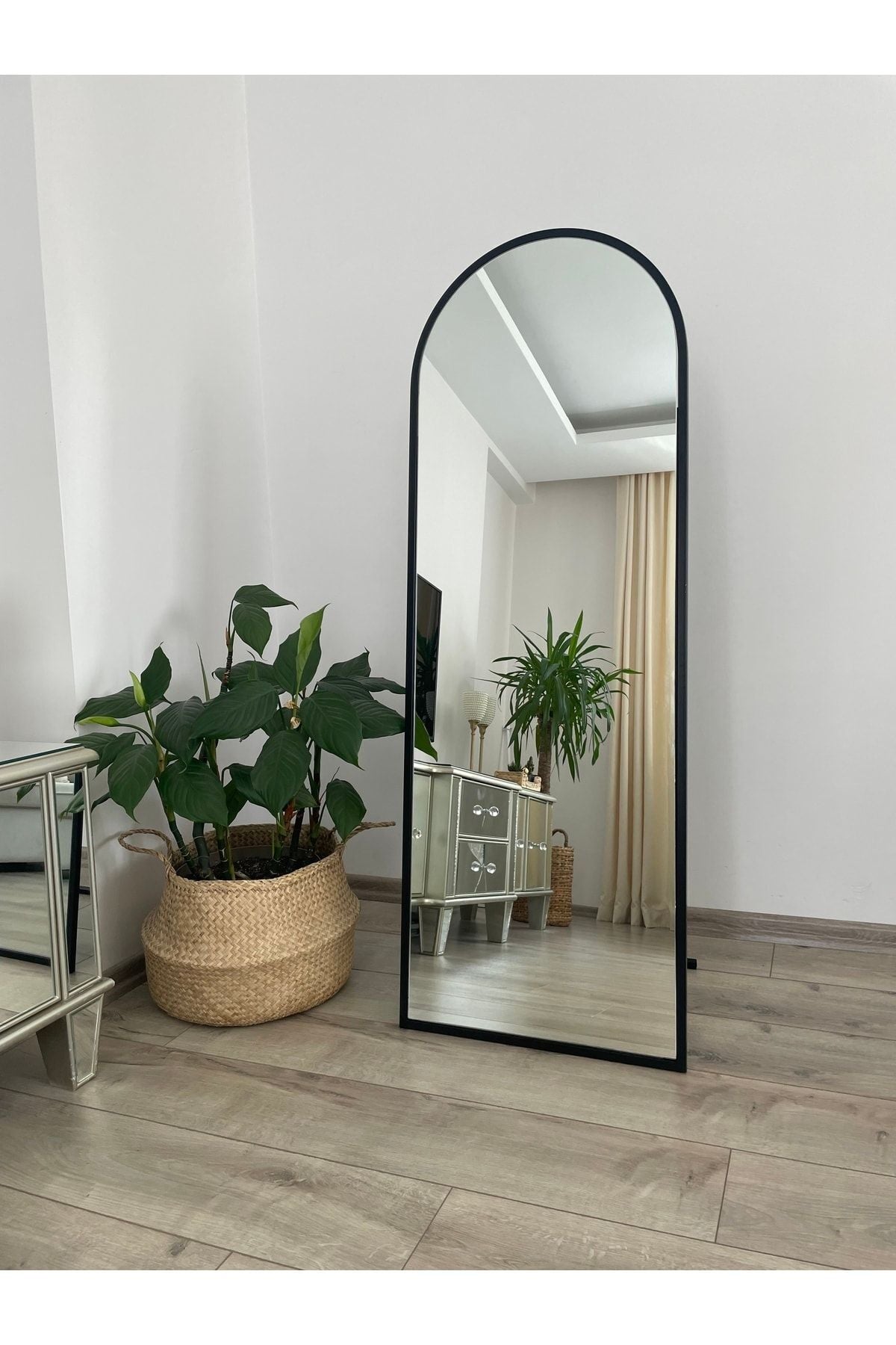 EFFE YAPI DEKOR Black Metal Framed 140x50 Cm Oval Standing Full-Length Mirror 3