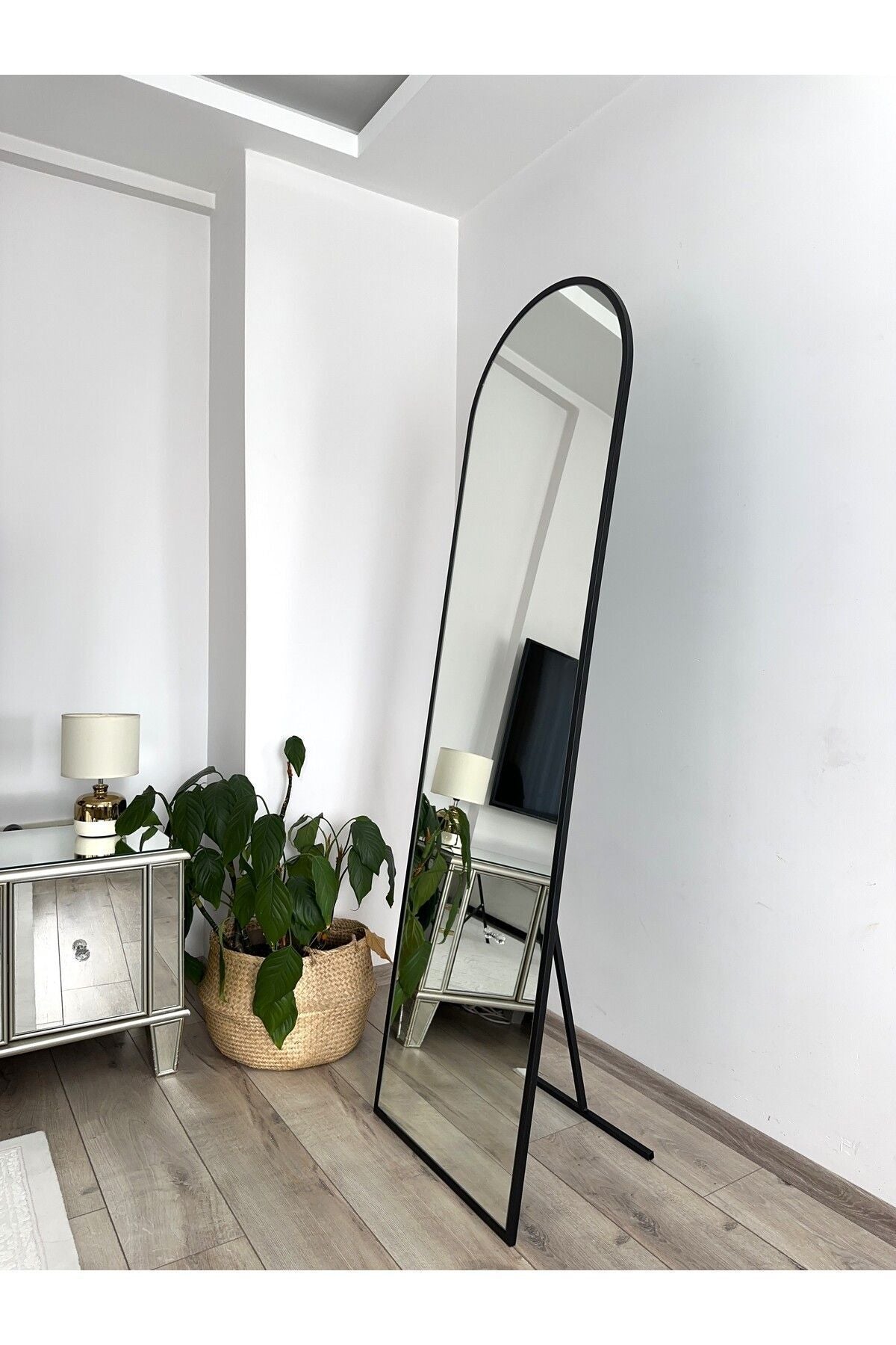 EFFE YAPI DEKOR Black Metal Framed 180x50 Cm Oval Standing Full-Length Mirror 2