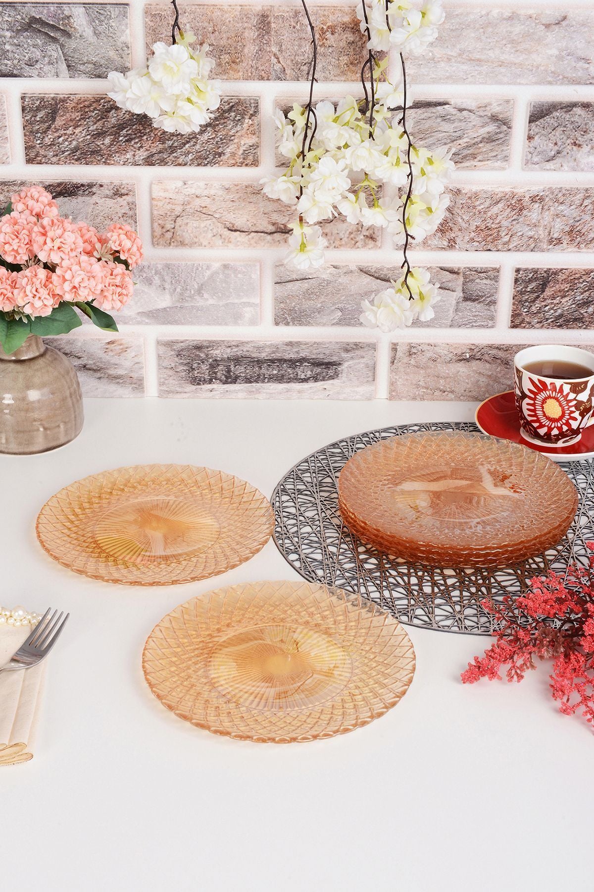 ANGDESIGN Angdesign Belinda Glass Dessert-Cake Plate Set of 6 Amber 6