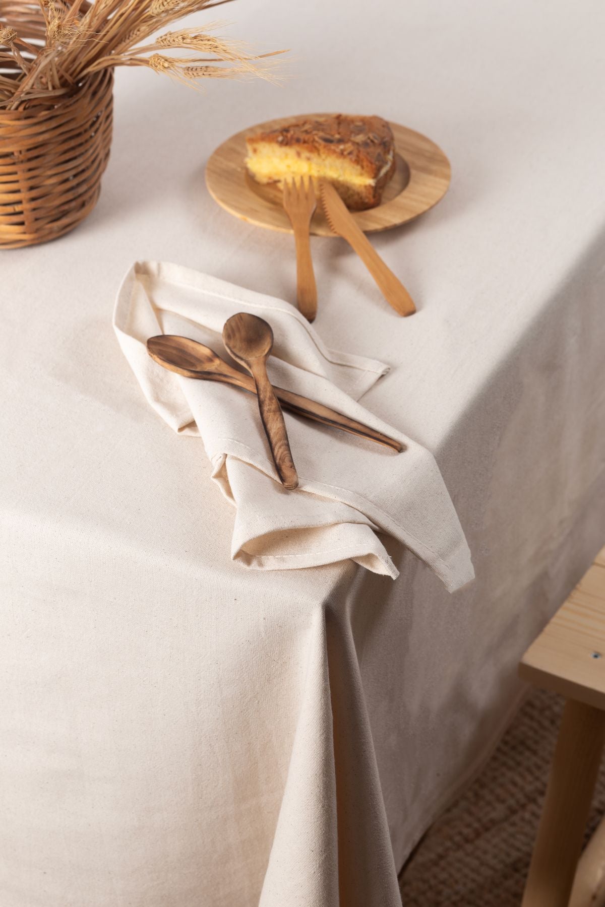 Wellstil Doku | Organic Raw Linen Tablecloth 2