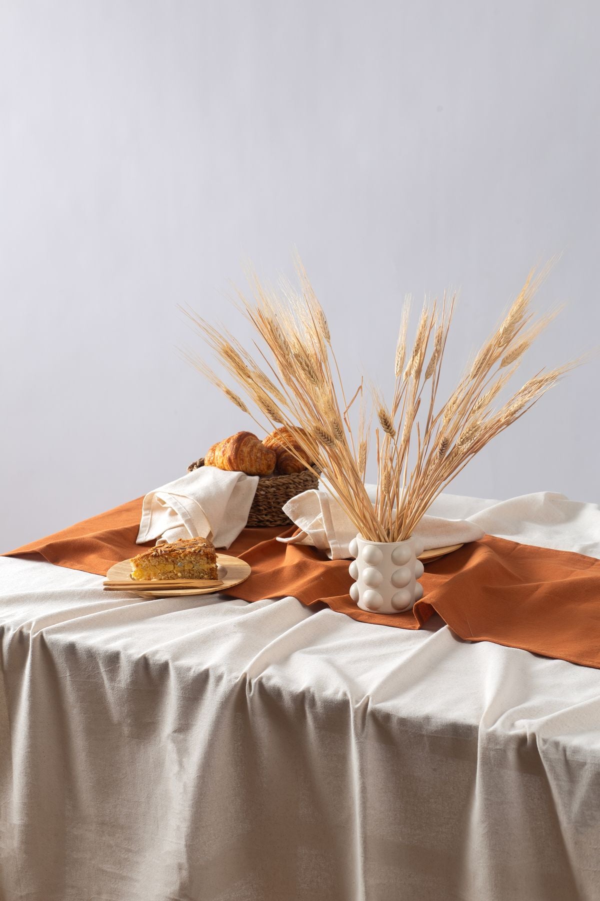 Wellstil Doku | Organic Raw Linen Tablecloth 3