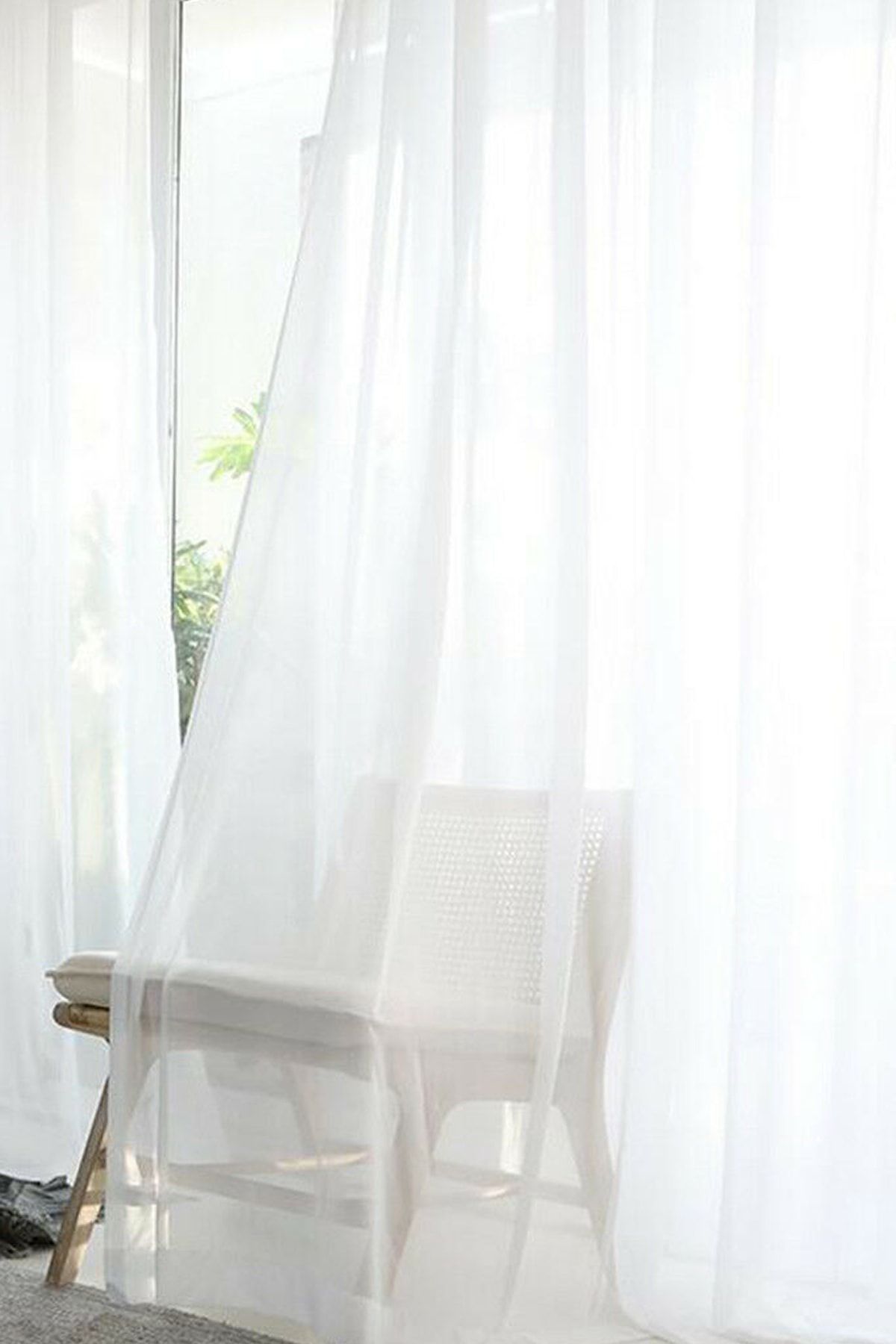 Belle Cose Ready-Made Plain White Sheer Curtain 1