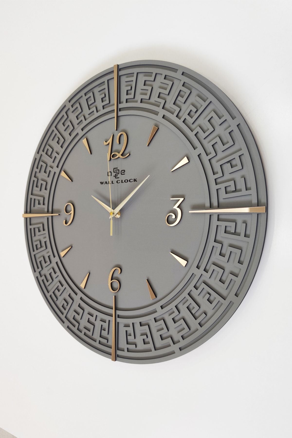 aSSe Tasarım Tangled Lines Anthracite & Gold Turkish Numerals 50x50 cm Silent Wall Clock 3