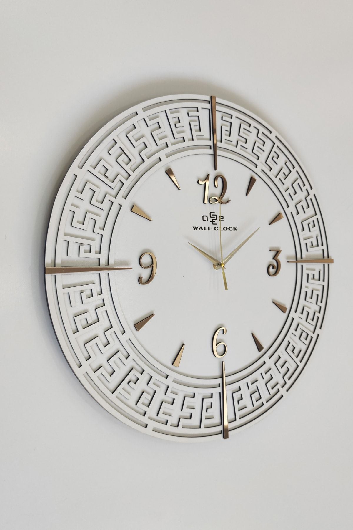 aSSe Tasarım Tangled Lines White & Gold Turkish Numerals 50x50cm Silent Wall Clock 1