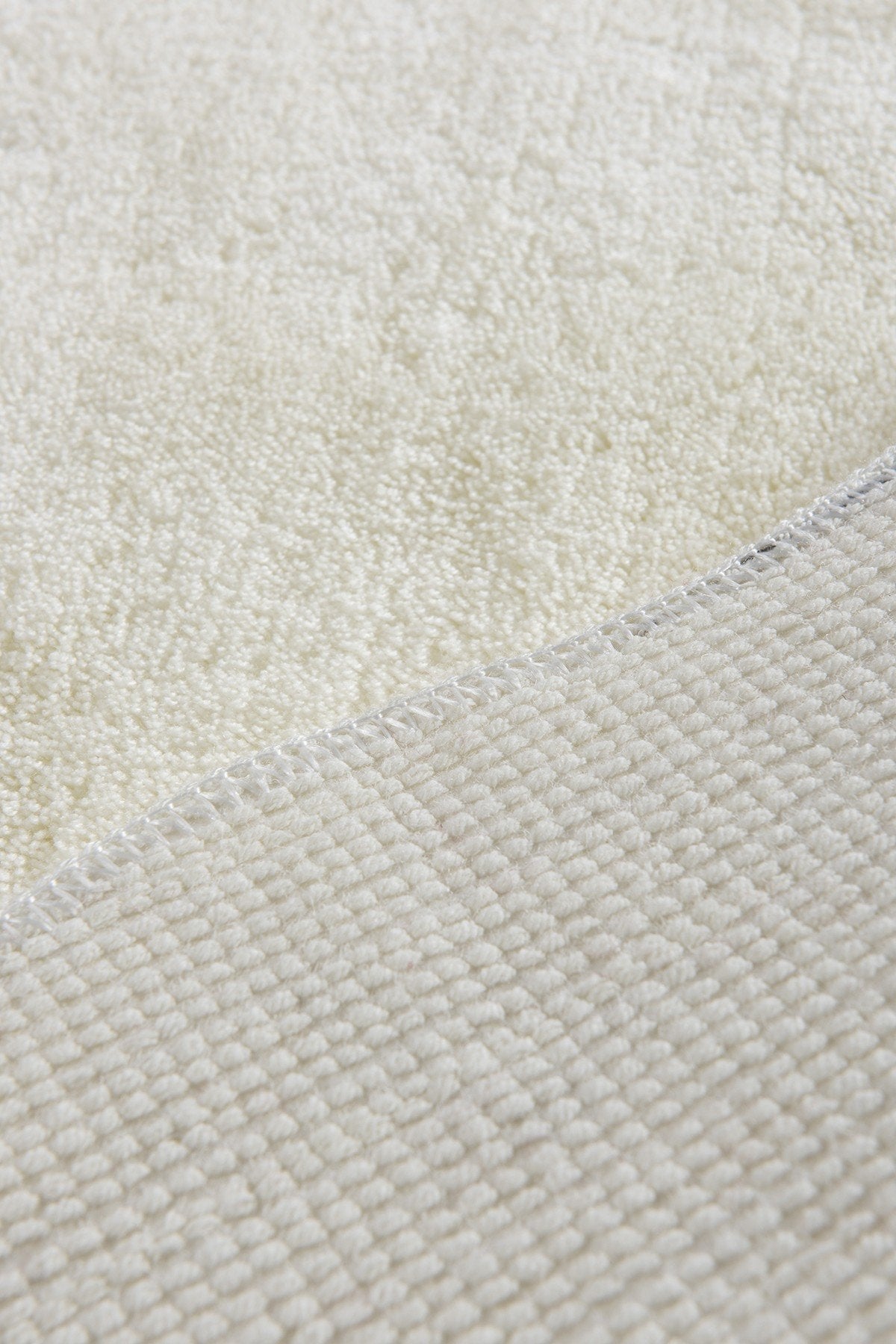 Acrylic Bathmat Cloud White 359CHL1513 6