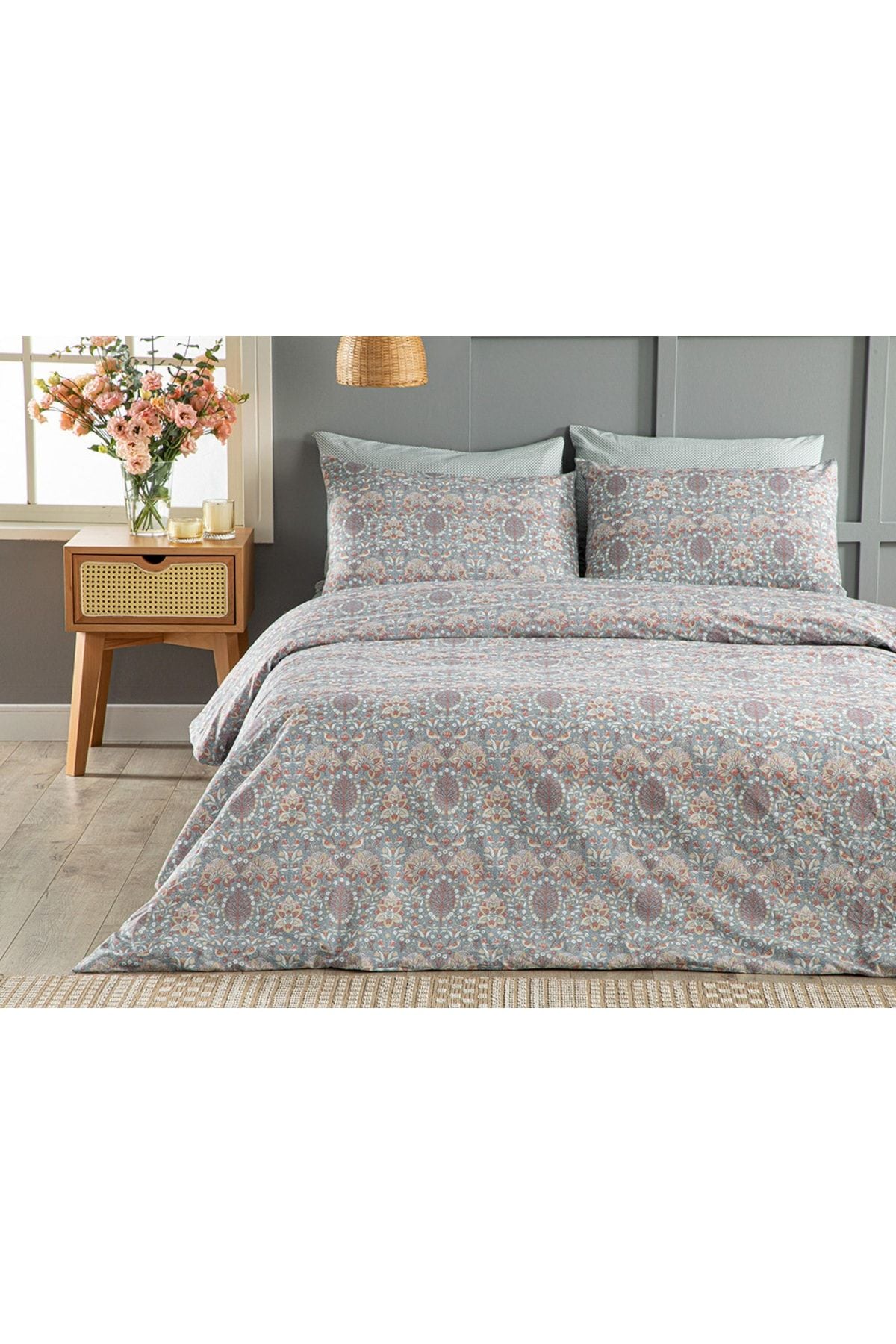 English Home Honeysuckle Easy Iron Double Duvet Cover Set 200x220 Cm Blue 1