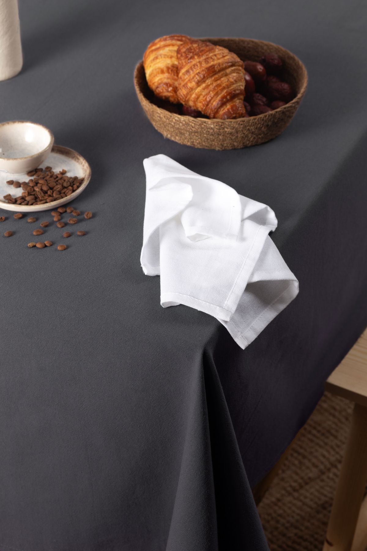 Wellstil Premium Linen Grey Tablecloth 2