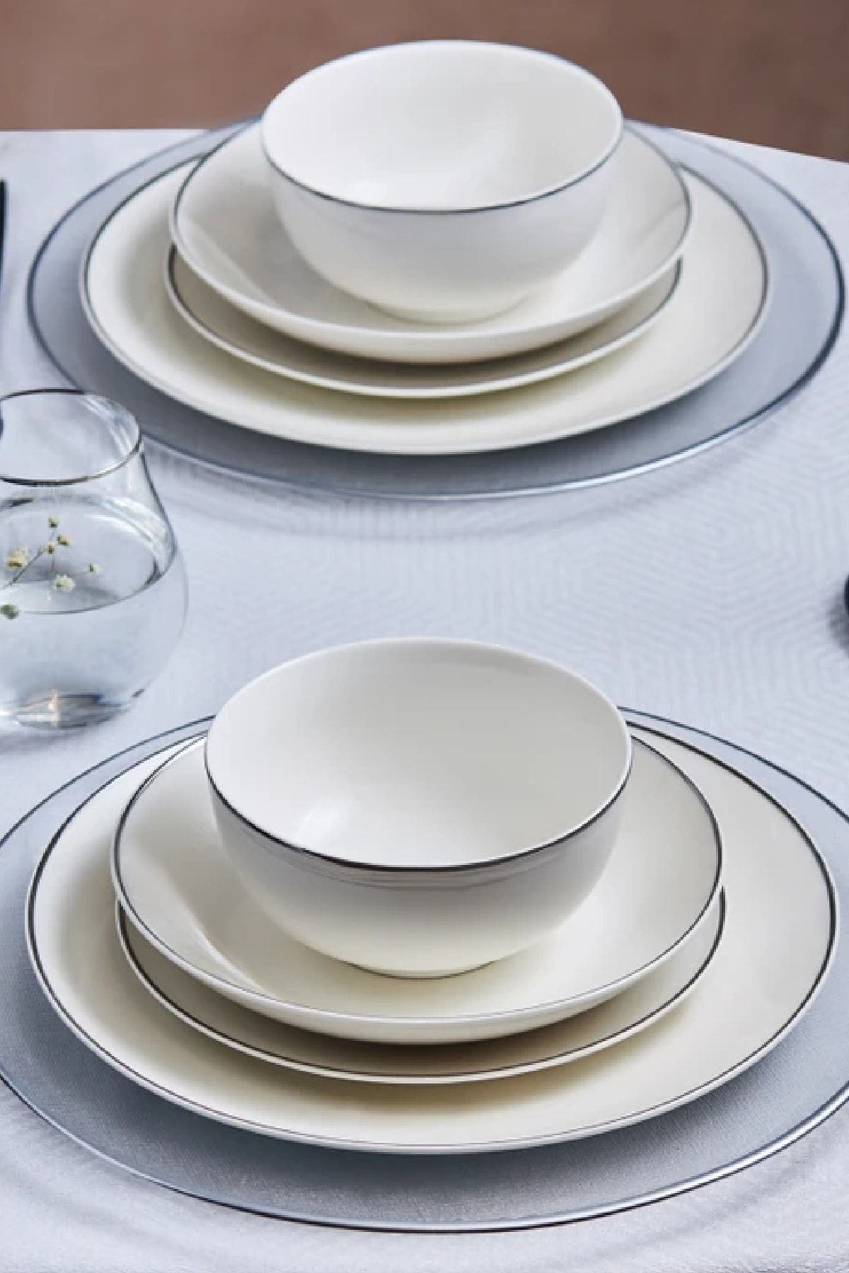 Karaca Leon Platinium 24 Piece 6 Person Porcelain Dinner Set 1