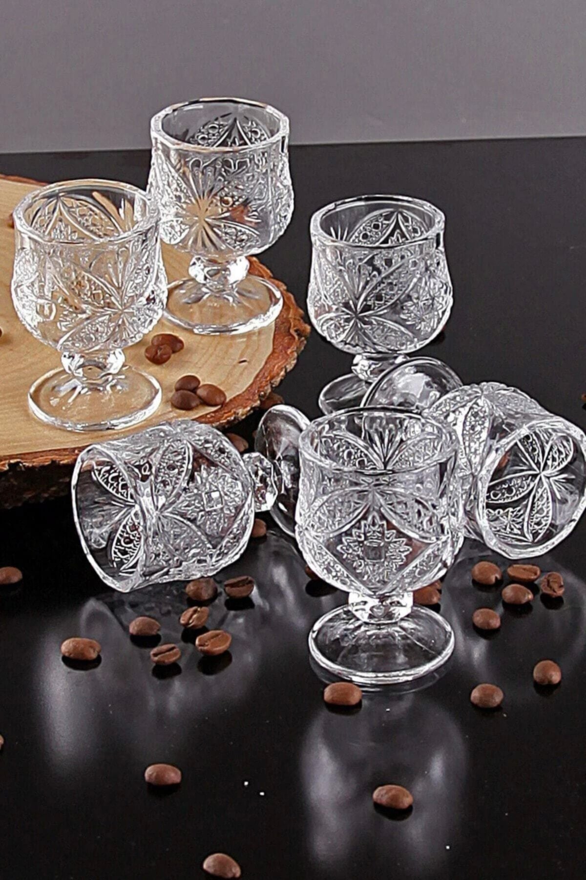 Dolce Casa Luxury 6-Piece Coffee Side Glasses with Stand 1