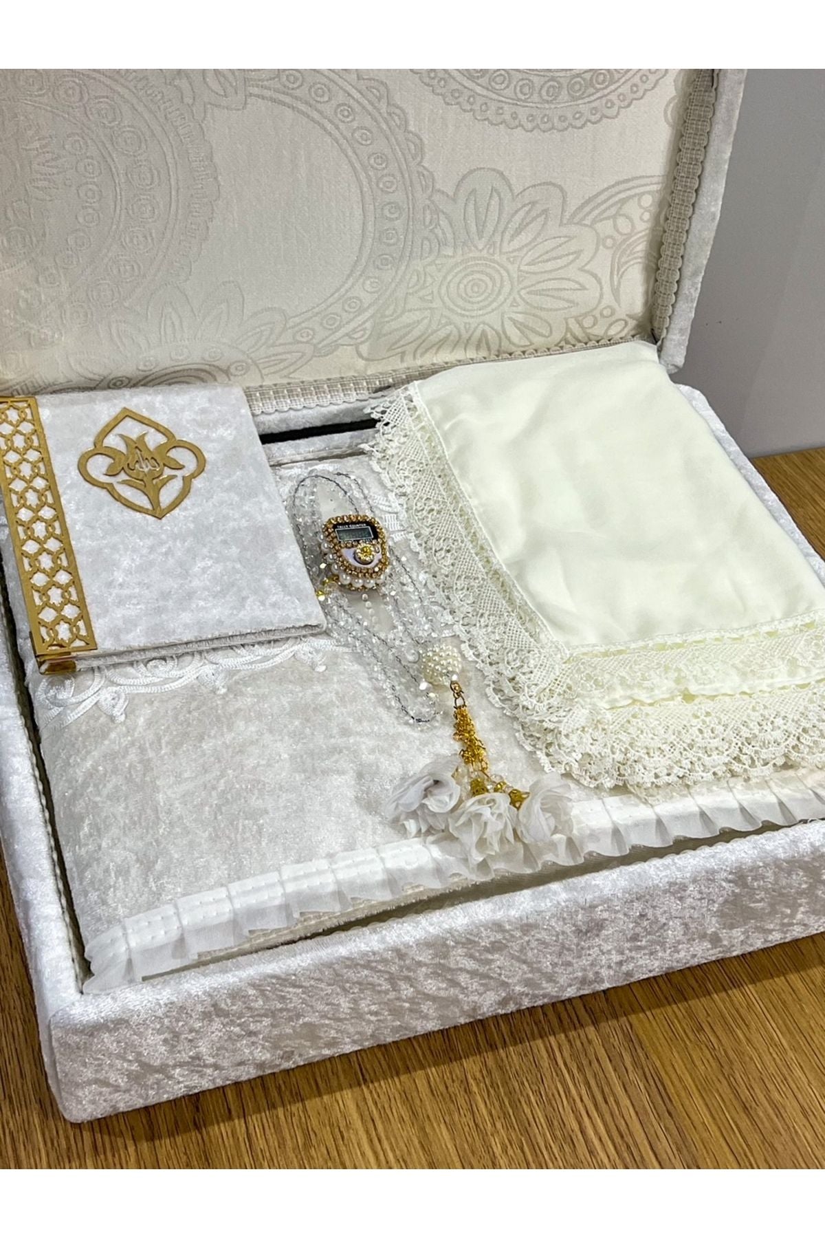 AYHANHOME 6 Piece Velvet Prayer Rug Set Bridal Box Chest Groom Bride Set 1