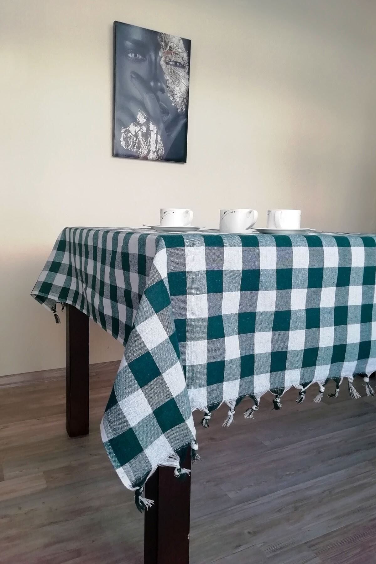 Soft Kare Multipurpose Tablecloth & Picnic Blanket 3