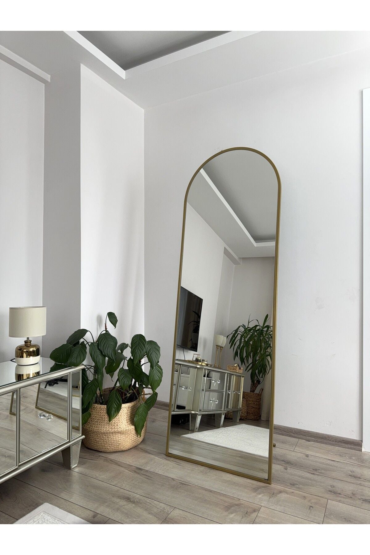 EFFE YAPI DEKOR Gold Metal Framed 180x60 Cm Standing Mirror 1