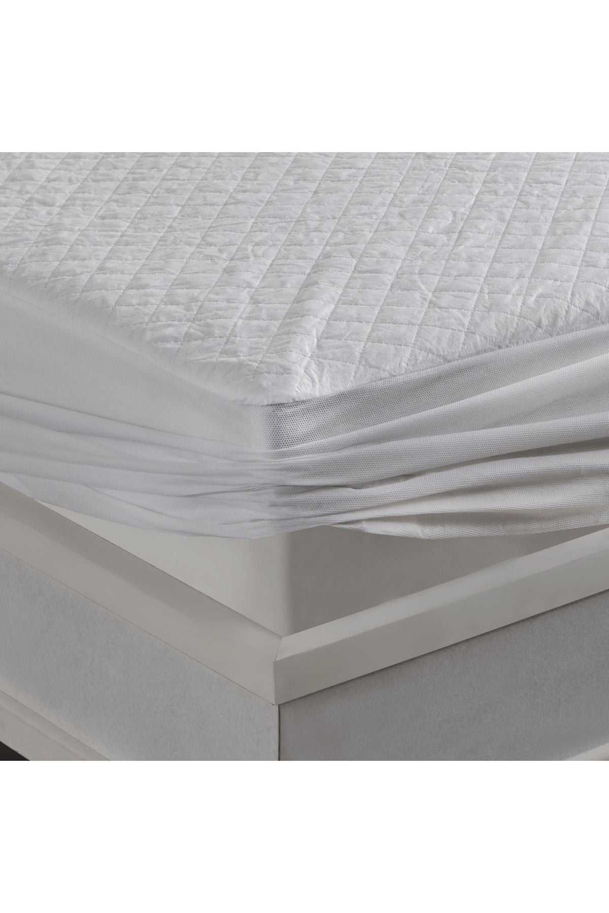 Valezium Quilted Pattern Micro Fitted Full Edge Waterproof Mattress Protector 1