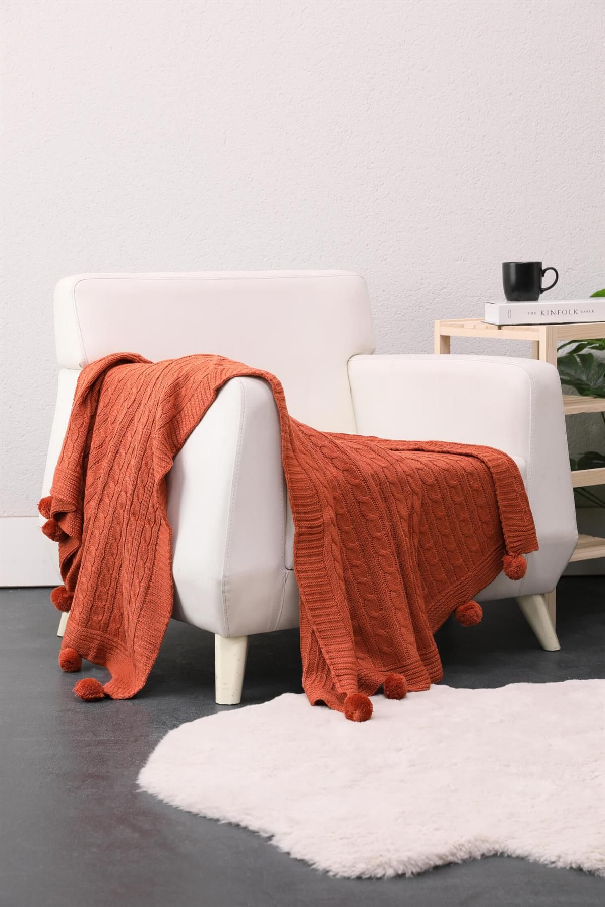 FAVORA Biocotton Knit Pom-Pom TV Blanket - Brick 1