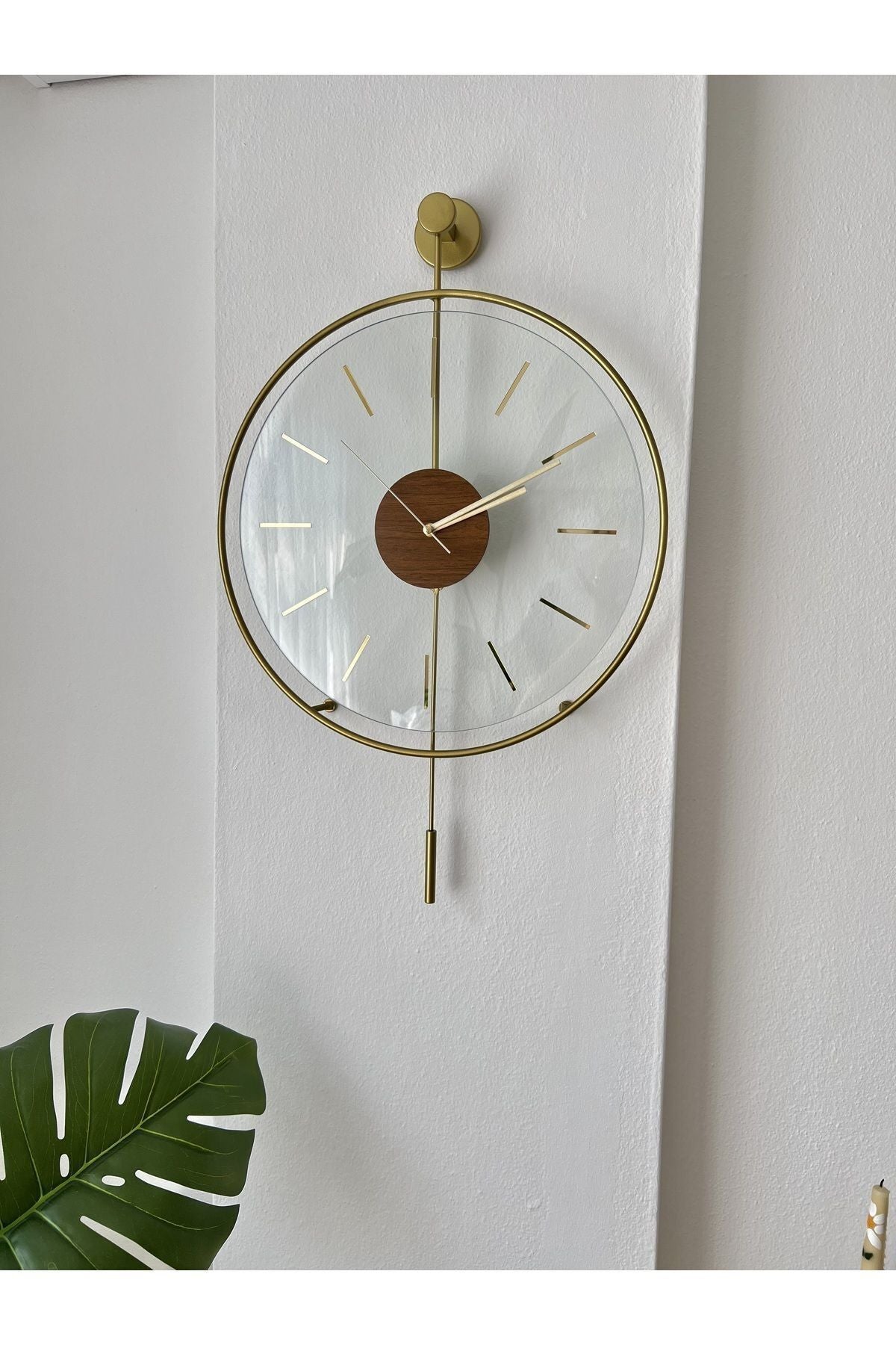 MetaQuartz Accessory Small Size - Massive Walnut Center Cm Gold, Modern Decorative Metal Glass Wall Clock 5