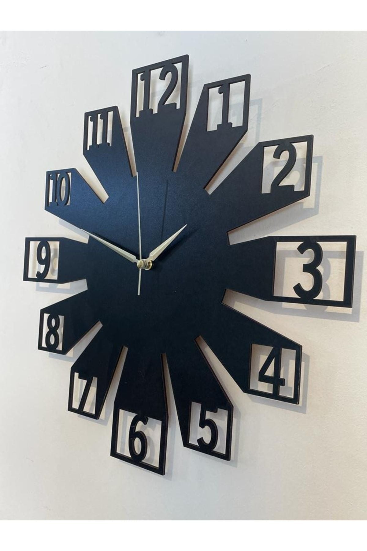 Ümra Lazer Black Decorative Wall Clock 3