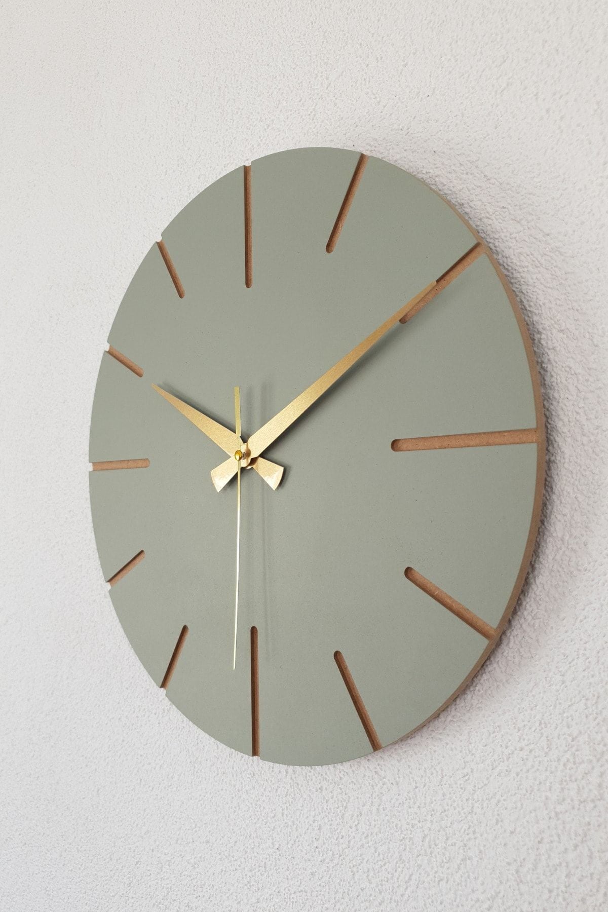 BAN MOD Copy - Decorative Special Design Wooden Handmade Wall Clock 34 X 34 Cm Minimalist Lime Green 1