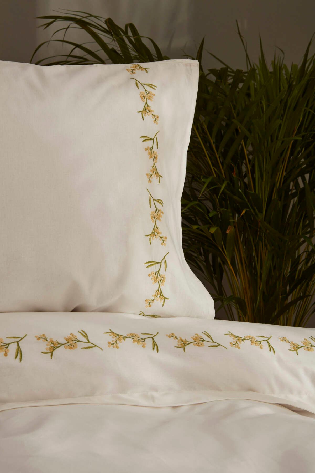 Karaca Home Alissa 100% Cotton Embroidered Double Bed Duvet Set White 7