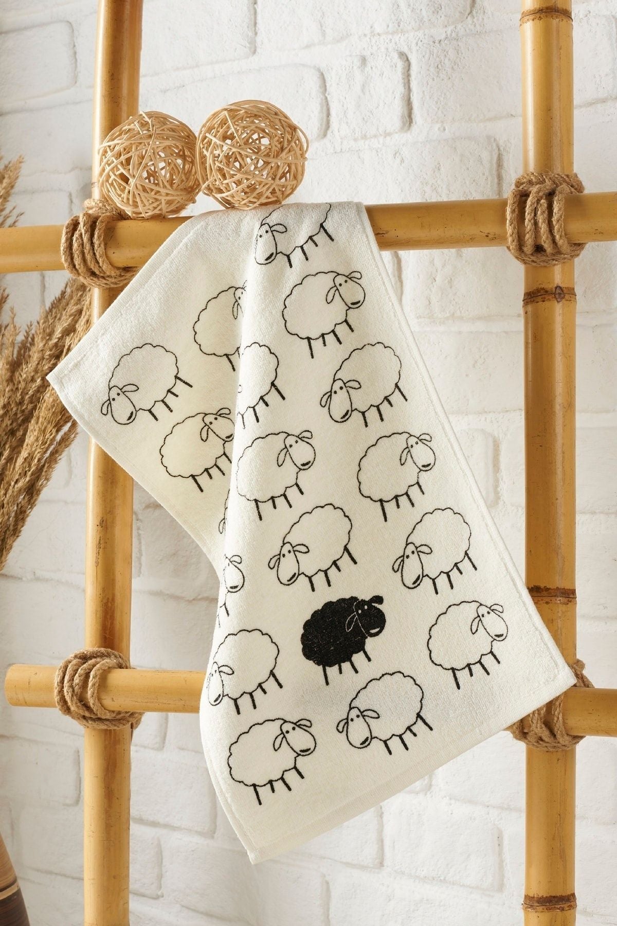 Evanora Sweety Sheep Digital Printed Patterned Soft Cotton Hand Face Kitchen 2-Piece Towel Set Bridal Set 4