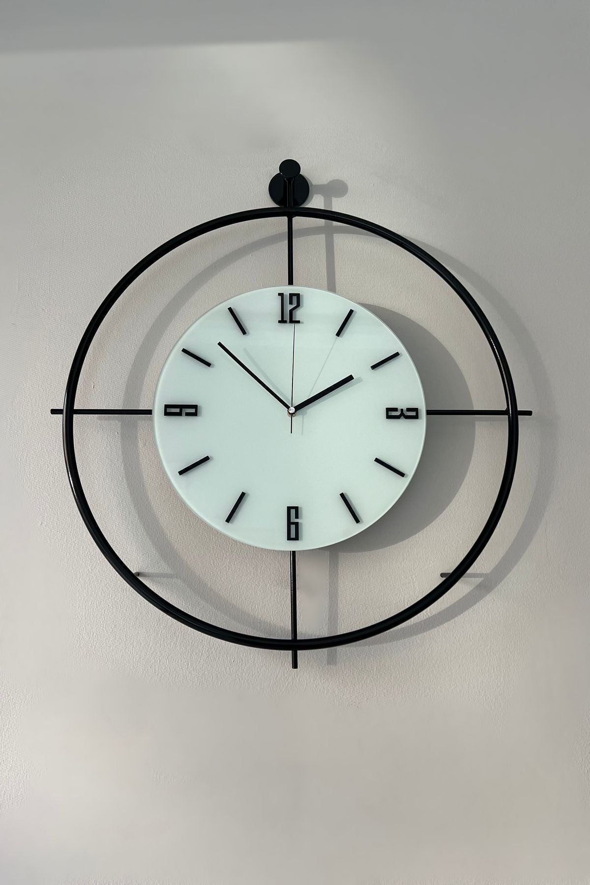 MetaQuartz Blackfred (Battery-Powered LED) (Medium Size) Scandinavian (Quartz Mechanism) - Metal Wall Clock 8