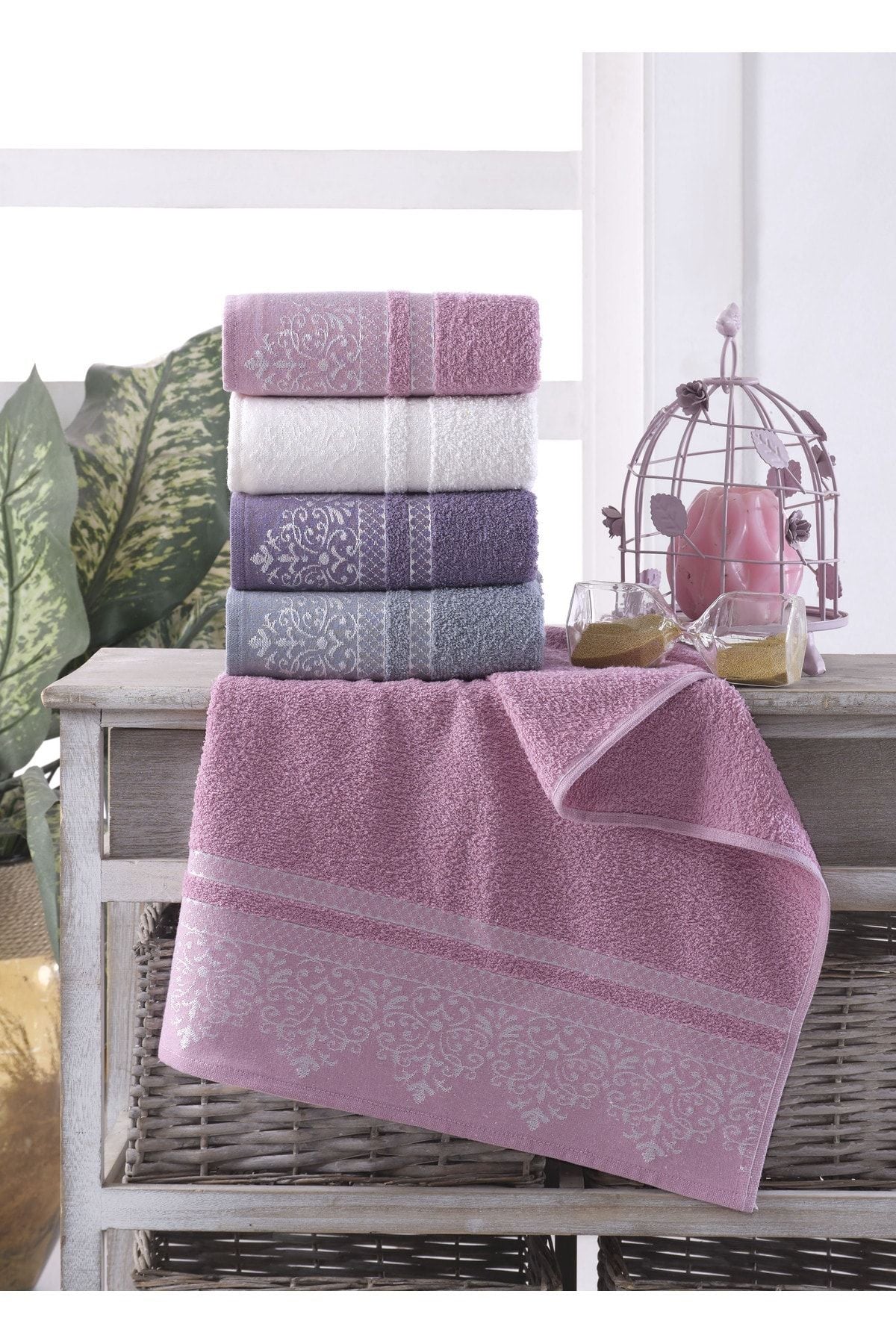 Mariva Home Damask 4-Piece Hand & Face Towel Set 2