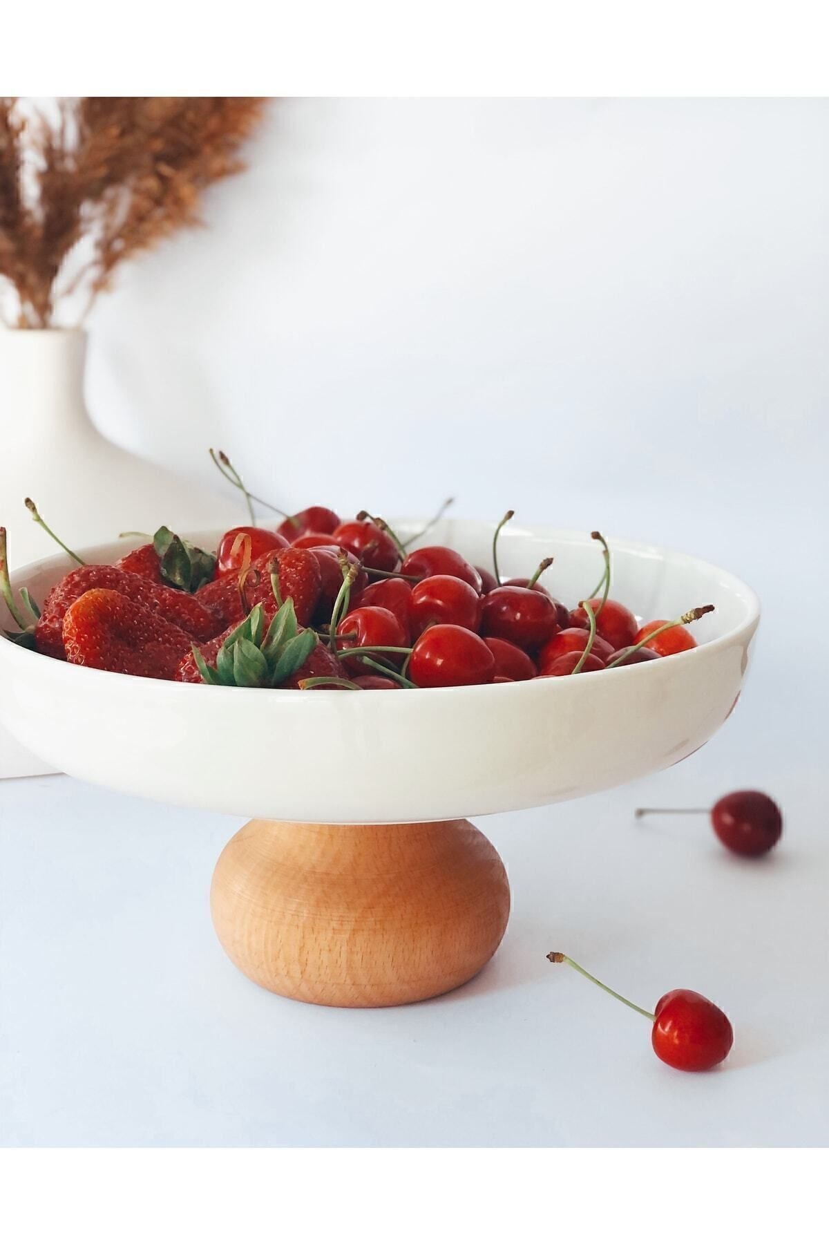 Madas Design Presentation Plate, Porcelain Presentation Plate, Footed Presentation Plate, Fruit Bowl, Salad Bowl, Presentation, Plate 1