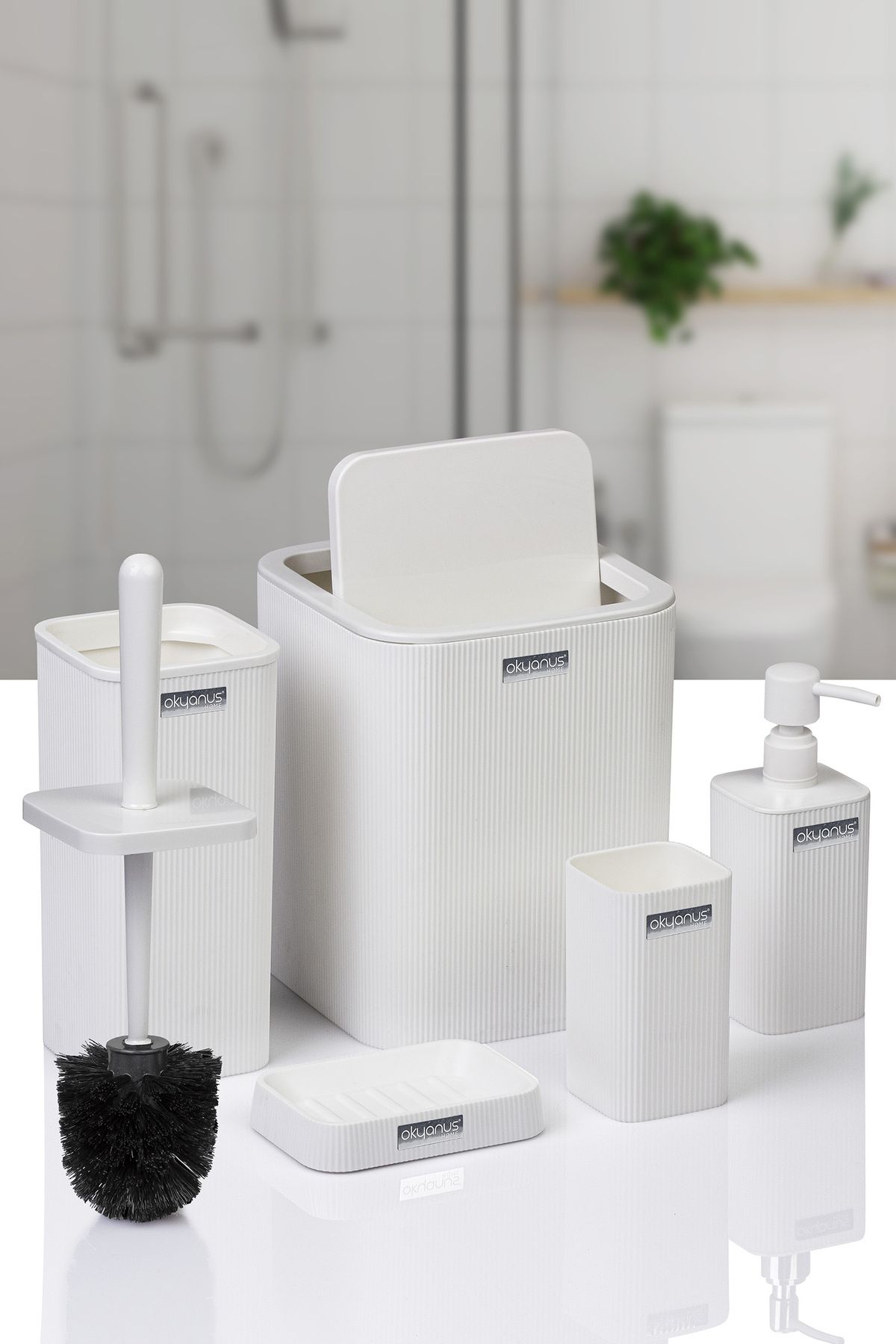 Okyanus Home Mina White Striped Square Bathroom Set 2