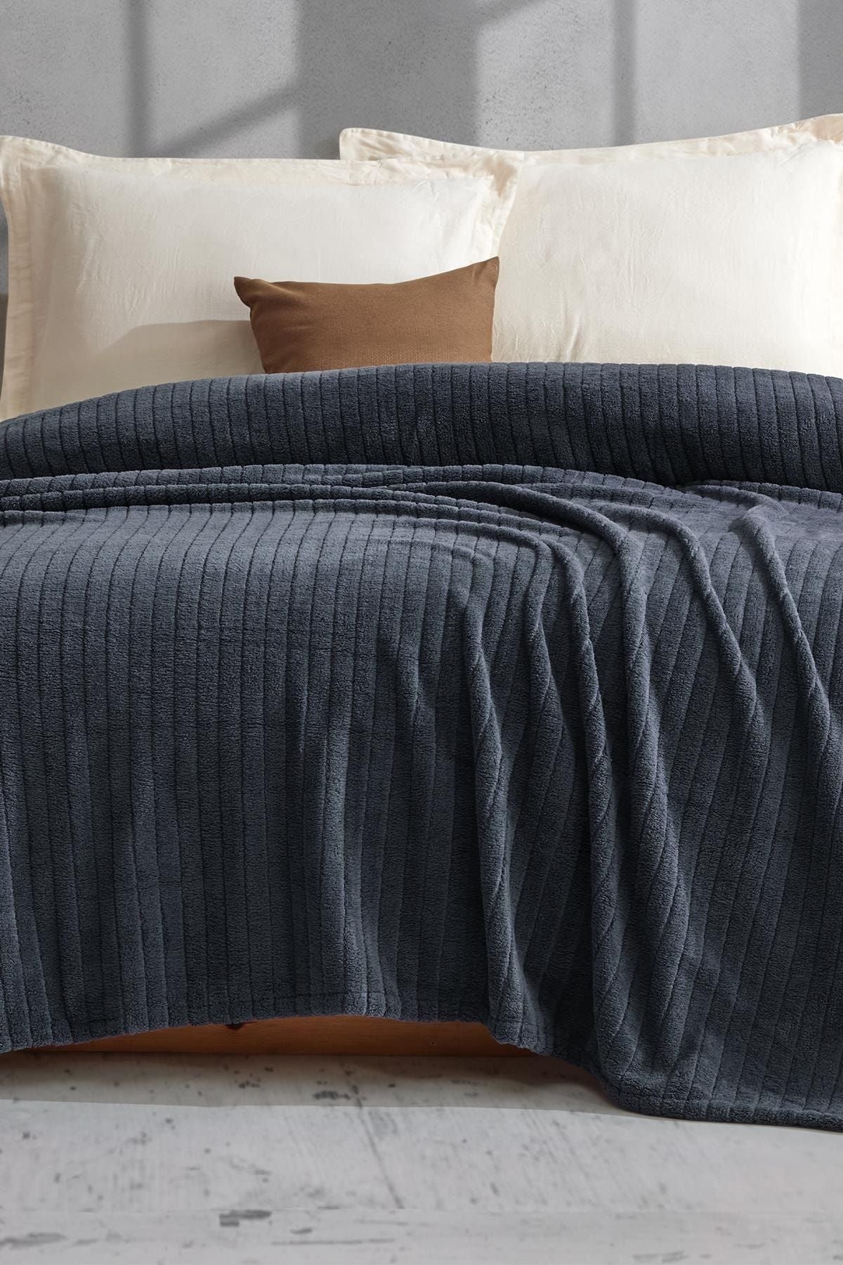 Cotonila Comfy | Striped Wellsoft Double Blanket 2