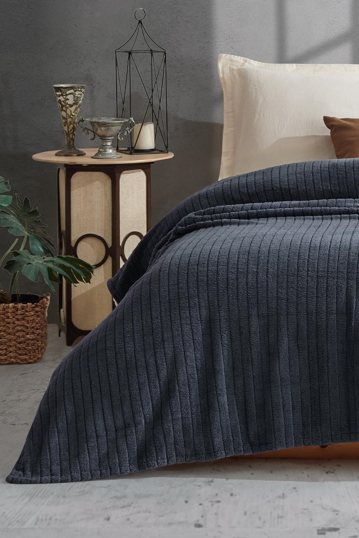 Cotonila Comfy | Striped Wellsoft Double Blanket 3