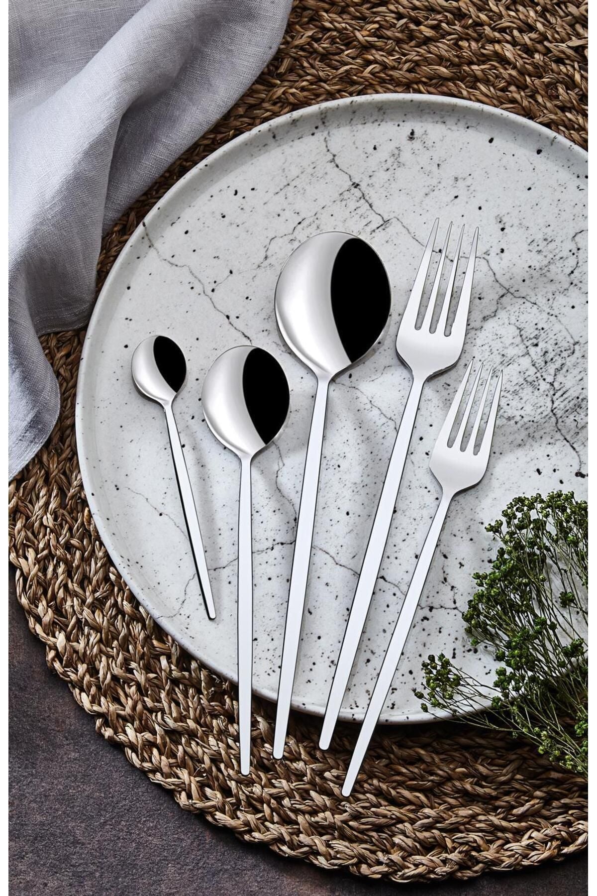 Onon Mokka Modern Look 30-Piece Cutlery Set 18/0 1