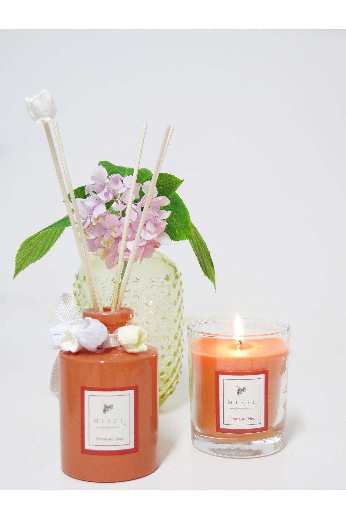 Missi Romantic Neo Room Scent And Candle Set 2