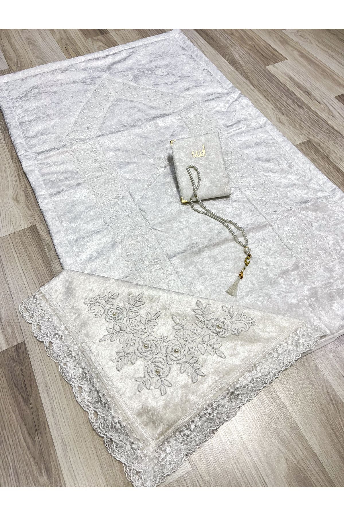 AYHANHOME 4 Piece Prayer Rug Set Bridal Boxed Velvet Lace Groom Bride Set 3