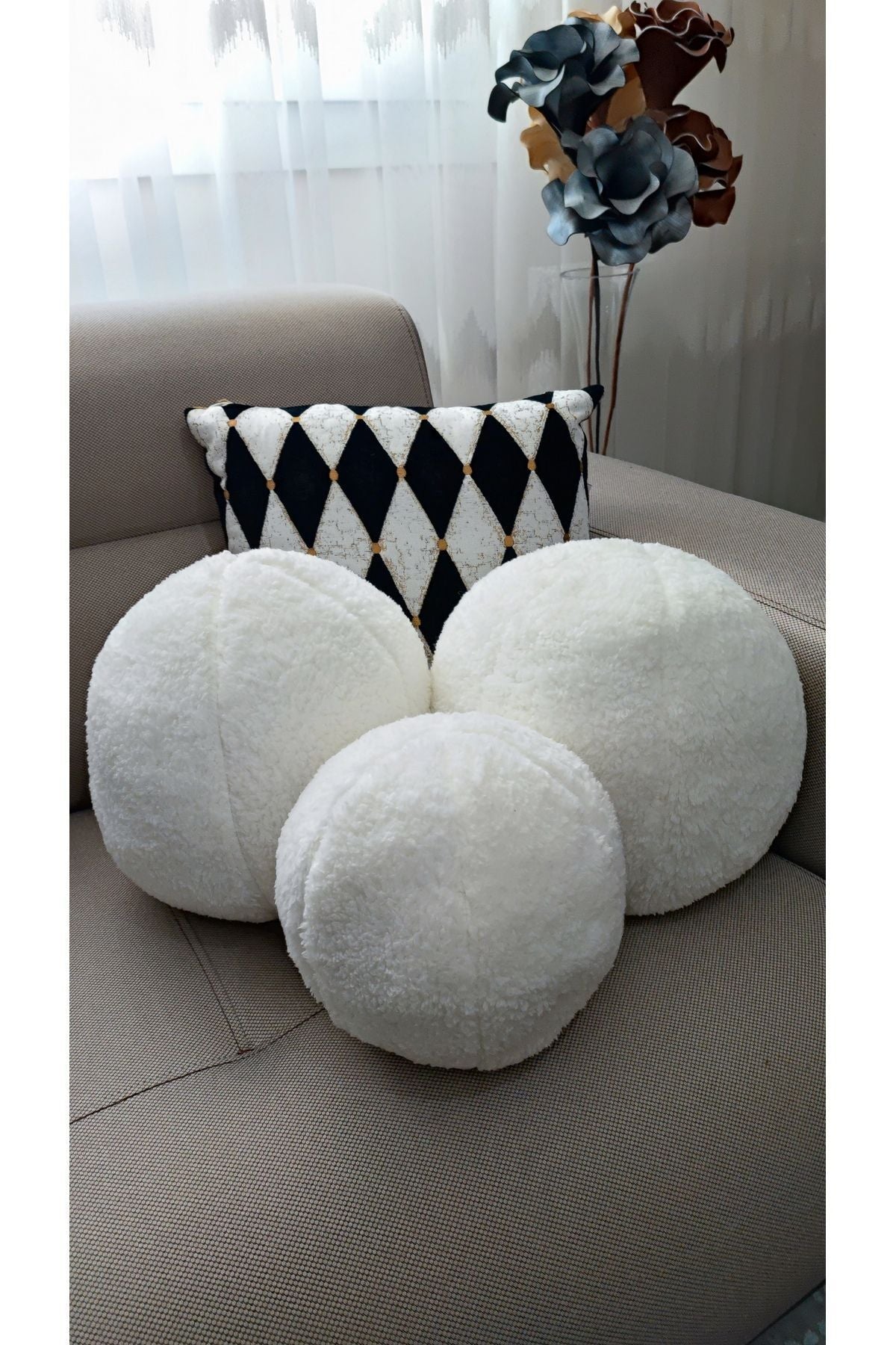 Oneplise 3-Piece Round Pillow / Cushion Set (2 Large Ecru / 1 Small Ecru 42cm / 25cm) 1