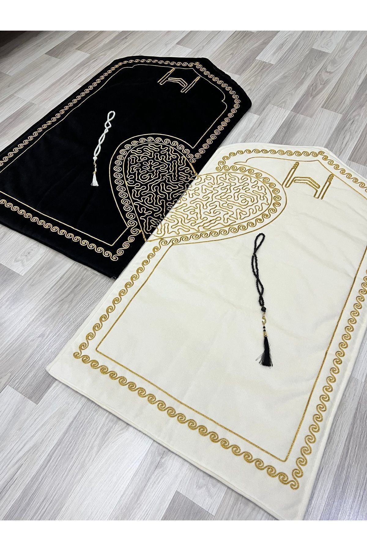 AYHANHOME Heart-Shaped Prayer Rug Set with Rosary for Bride and Groom Gift 6